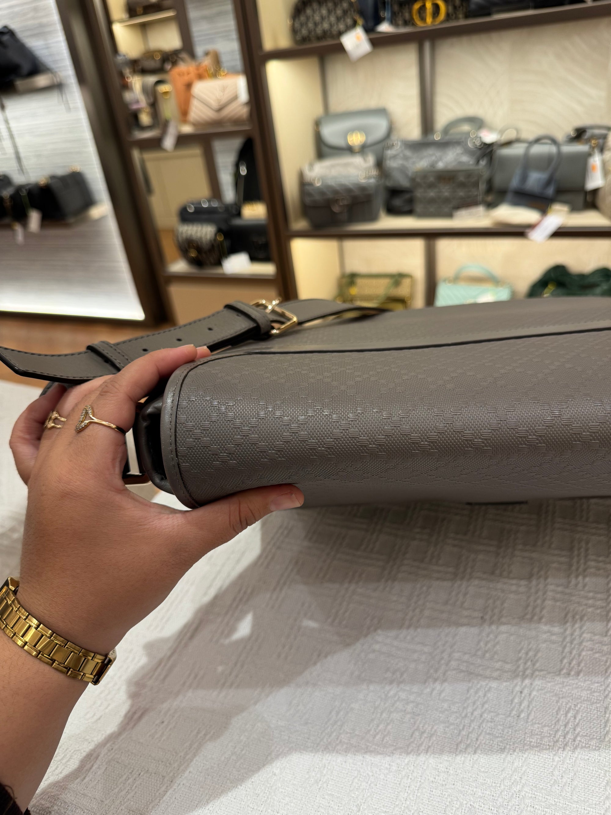 Gucci Mesenger Grey