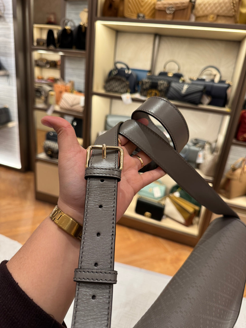 Gucci Mesenger Grey