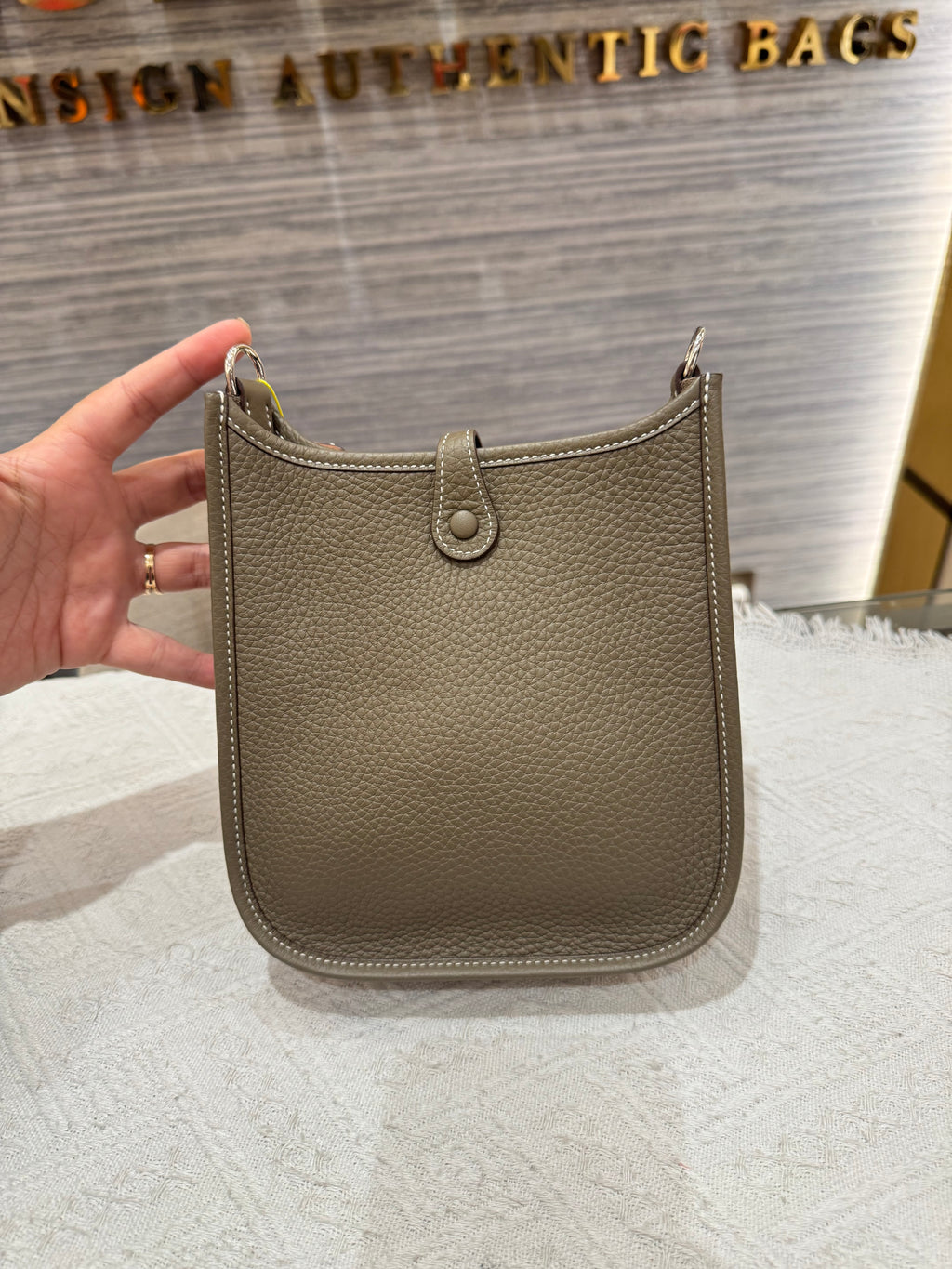 Hermes Evelyn 16 Etoupe / Blue Indigo