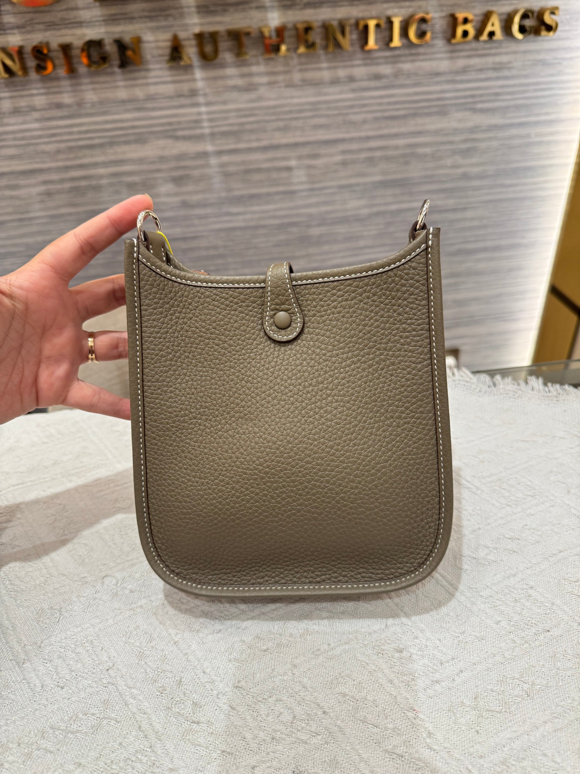 Hermes Evelyn 16 Etoupe / Blue Indigo