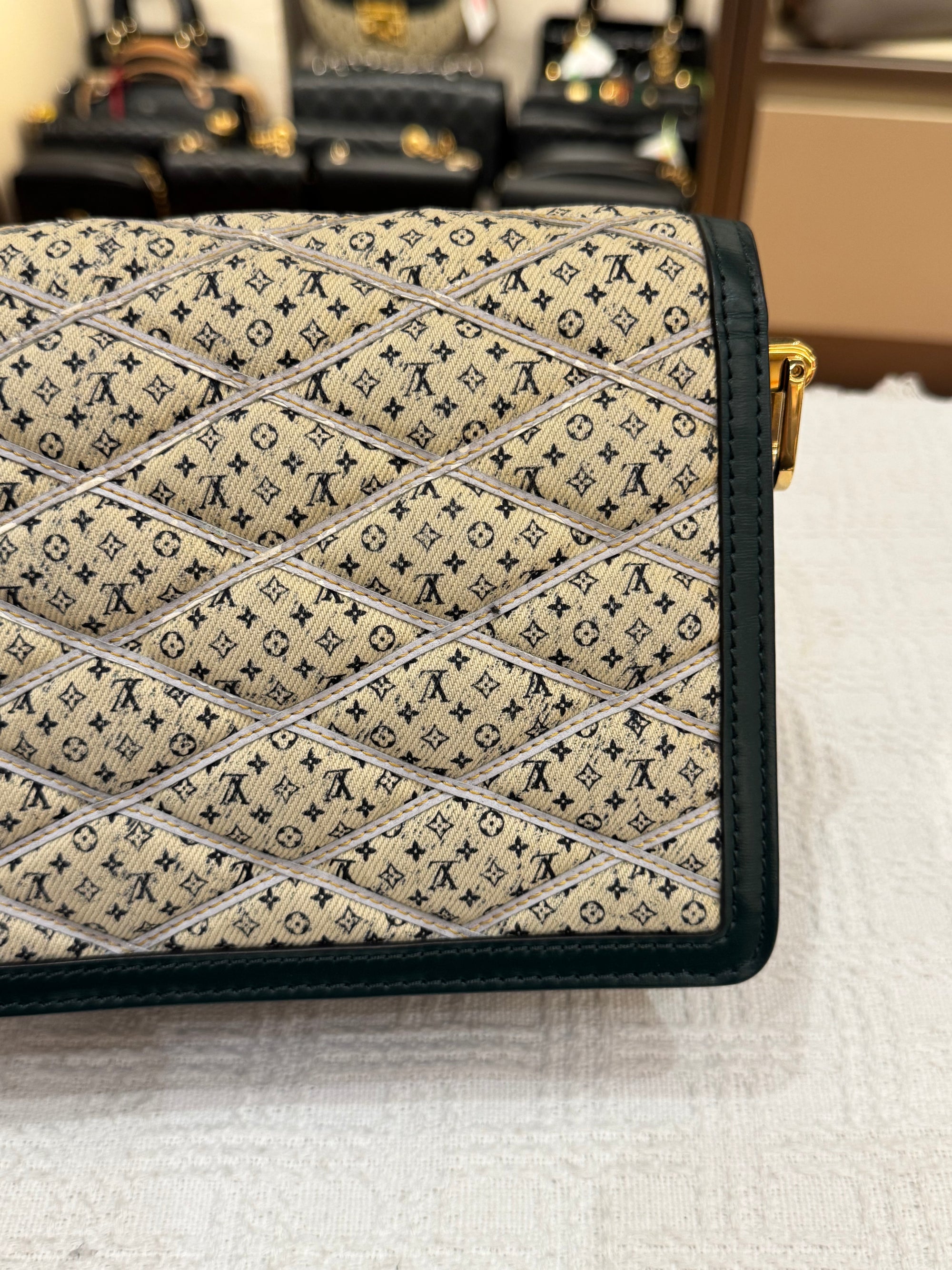 Louis Vuitton Dauphine Canvas