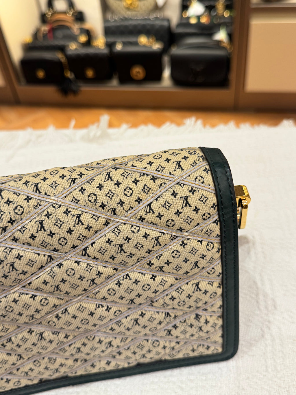 Louis Vuitton Dauphine Canvas