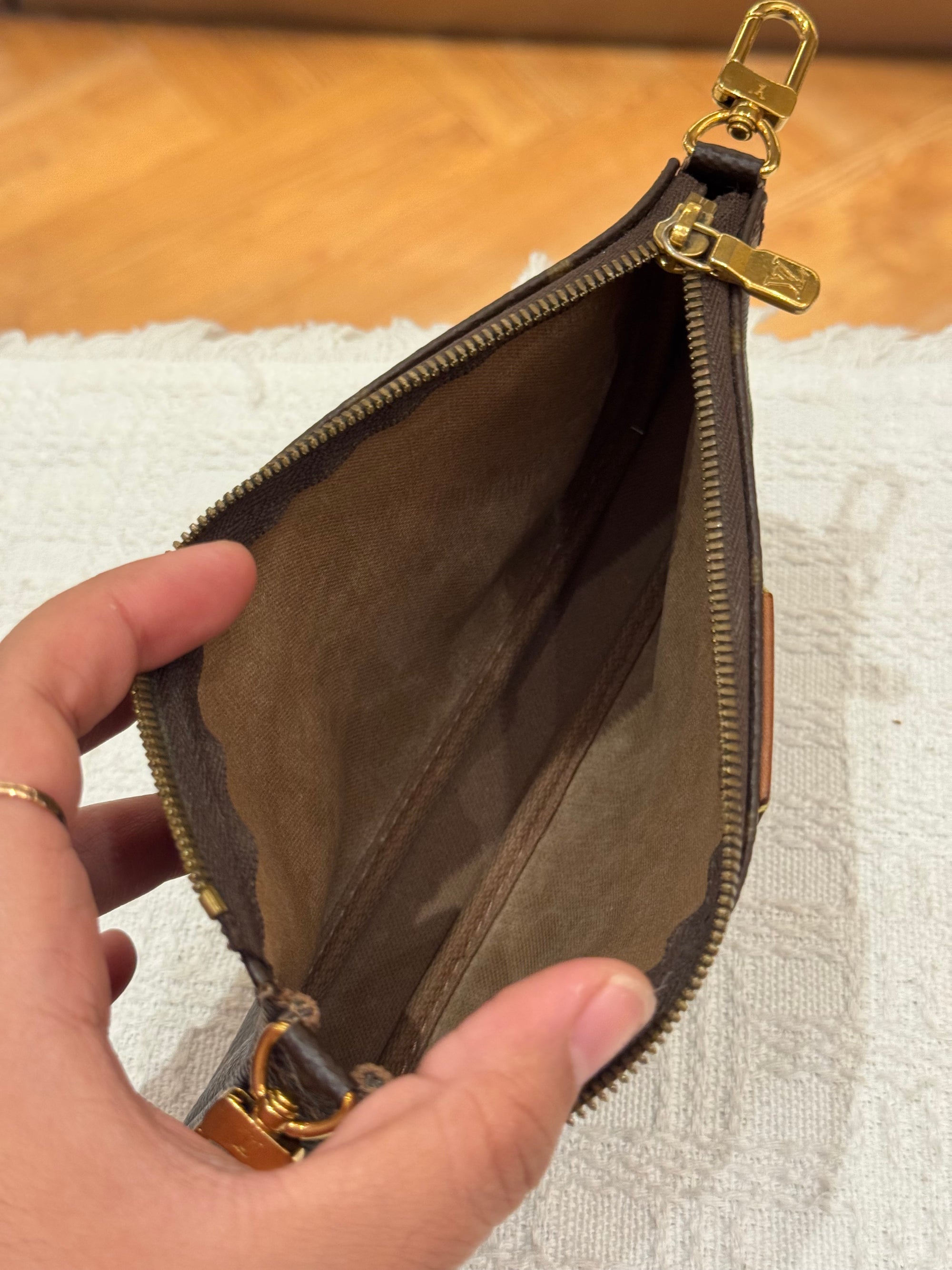 Louis Vuitton Multi Pochette Monogram