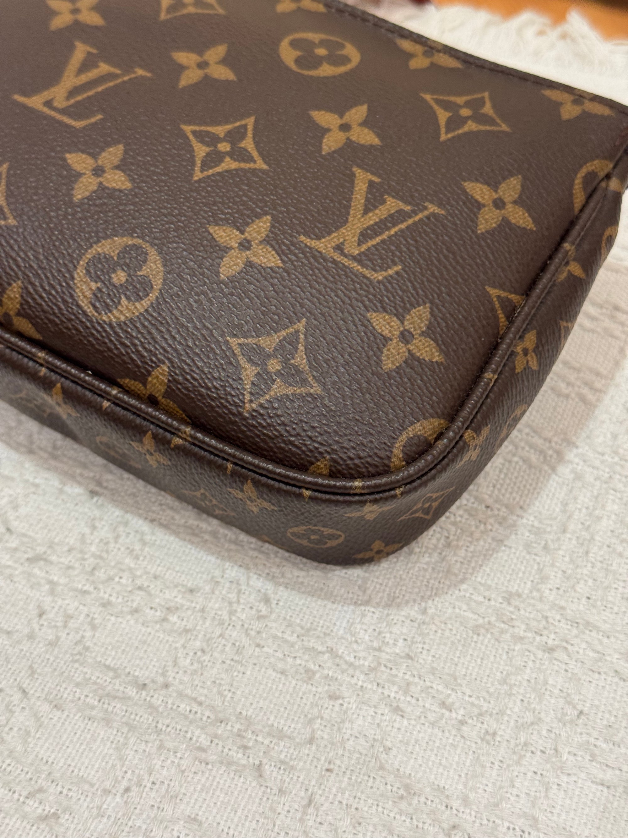 Louis Vuitton Multi Pochette Monogram