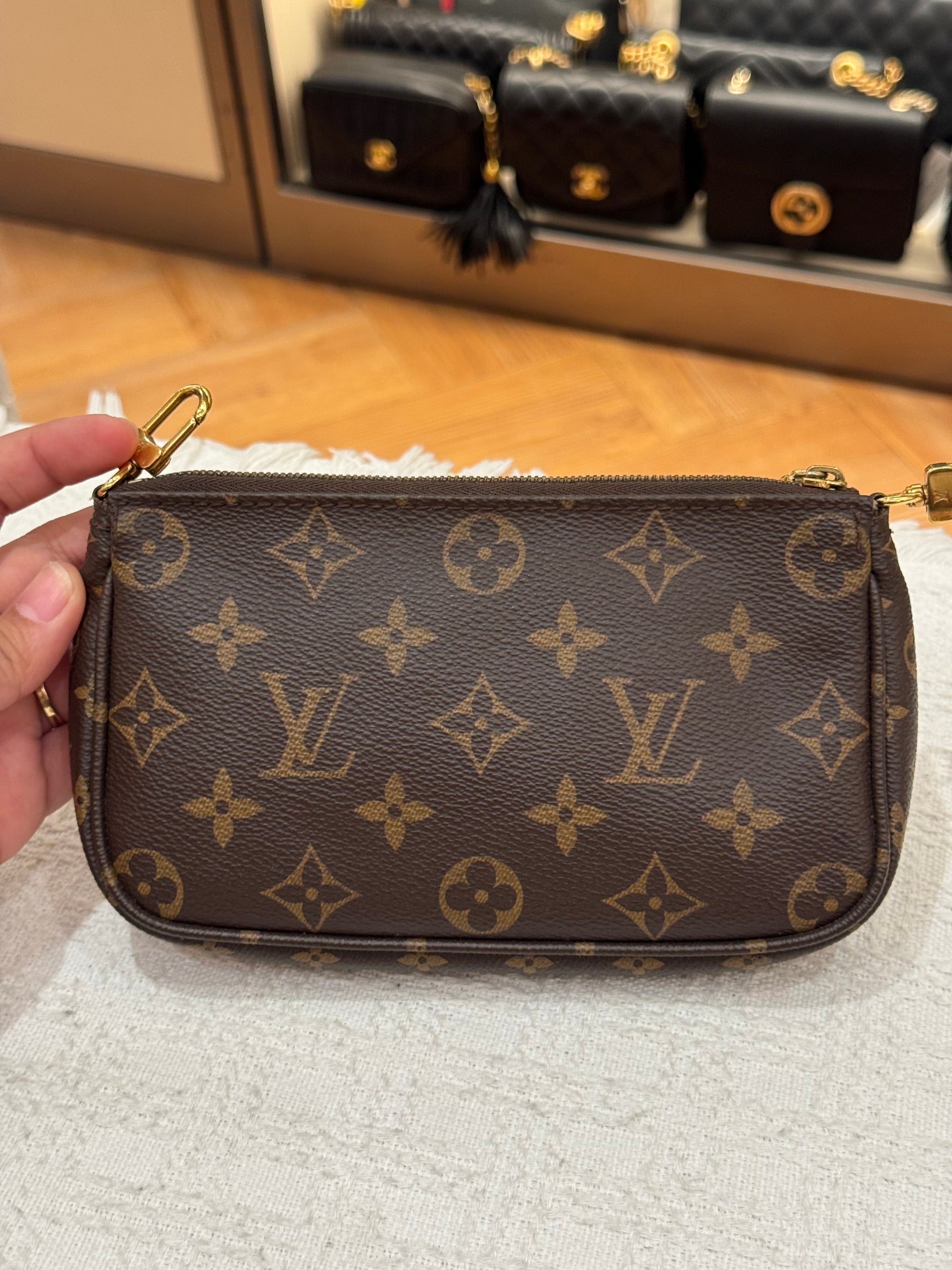 Louis Vuitton Multi Pochette Monogram