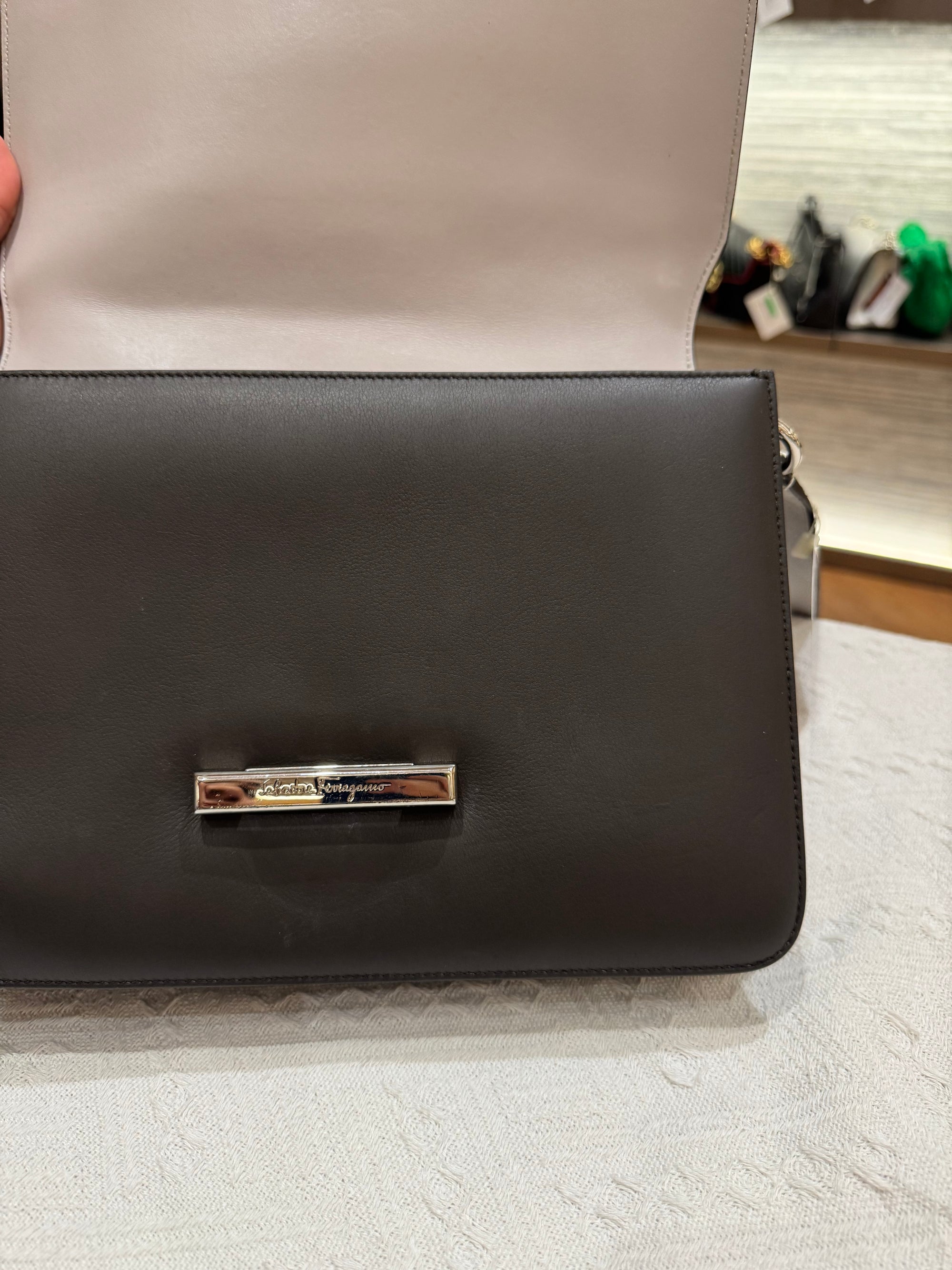 Salvatore Ferragamo Joanne Flap