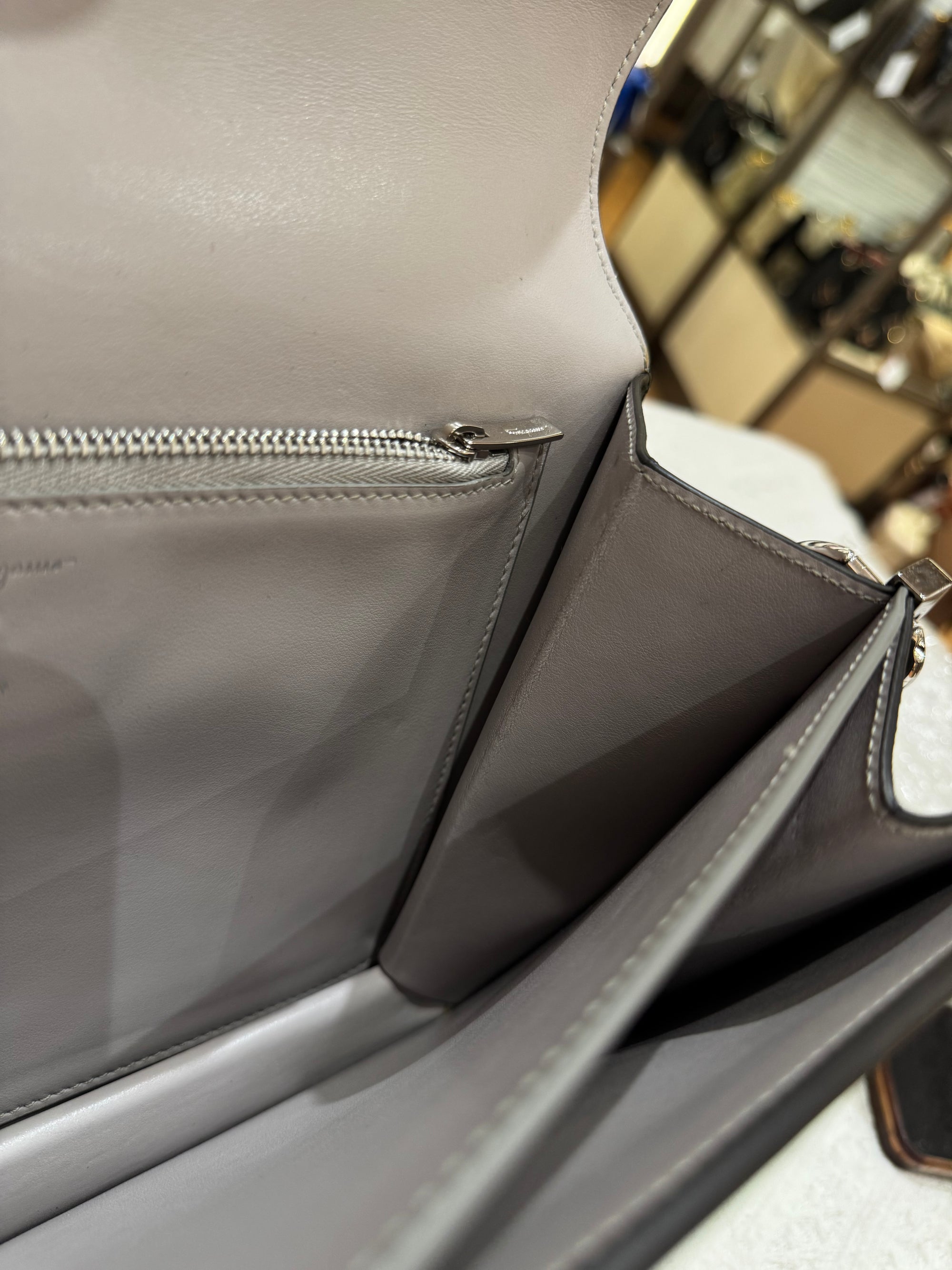 Salvatore Ferragamo Joanne Flap