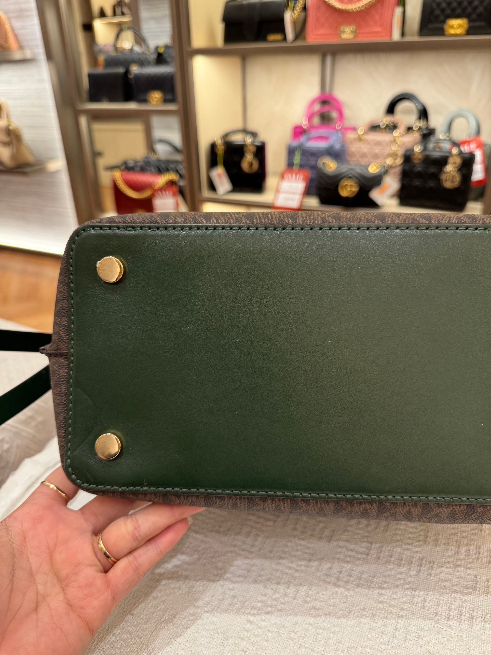 Michael Kors Hamilton Signature
