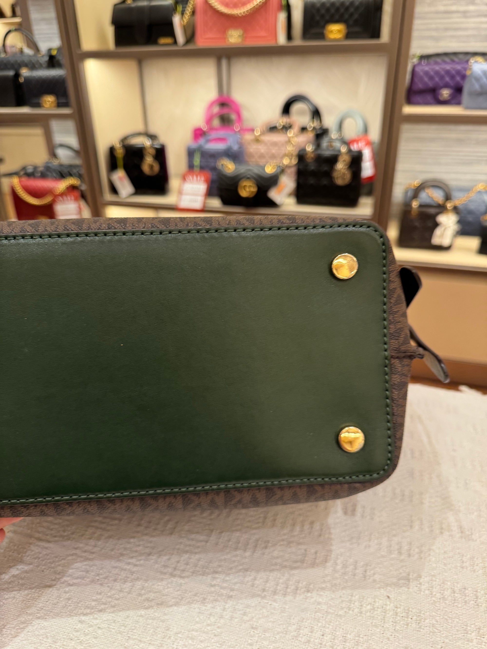 Michael Kors Hamilton Signature