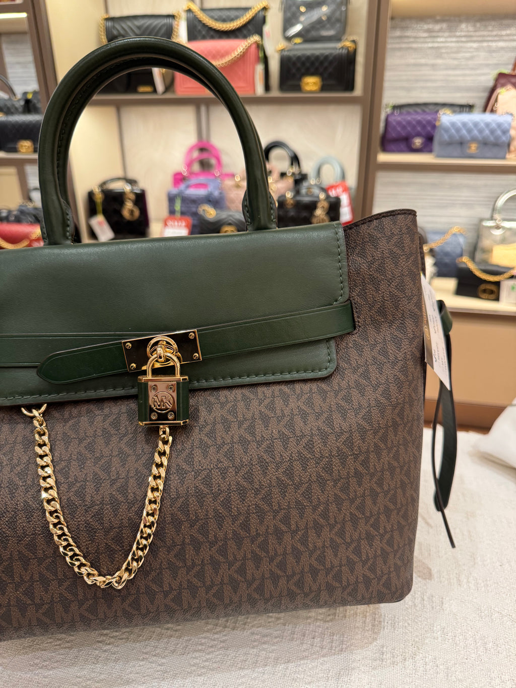 Michael Kors Hamilton Signature