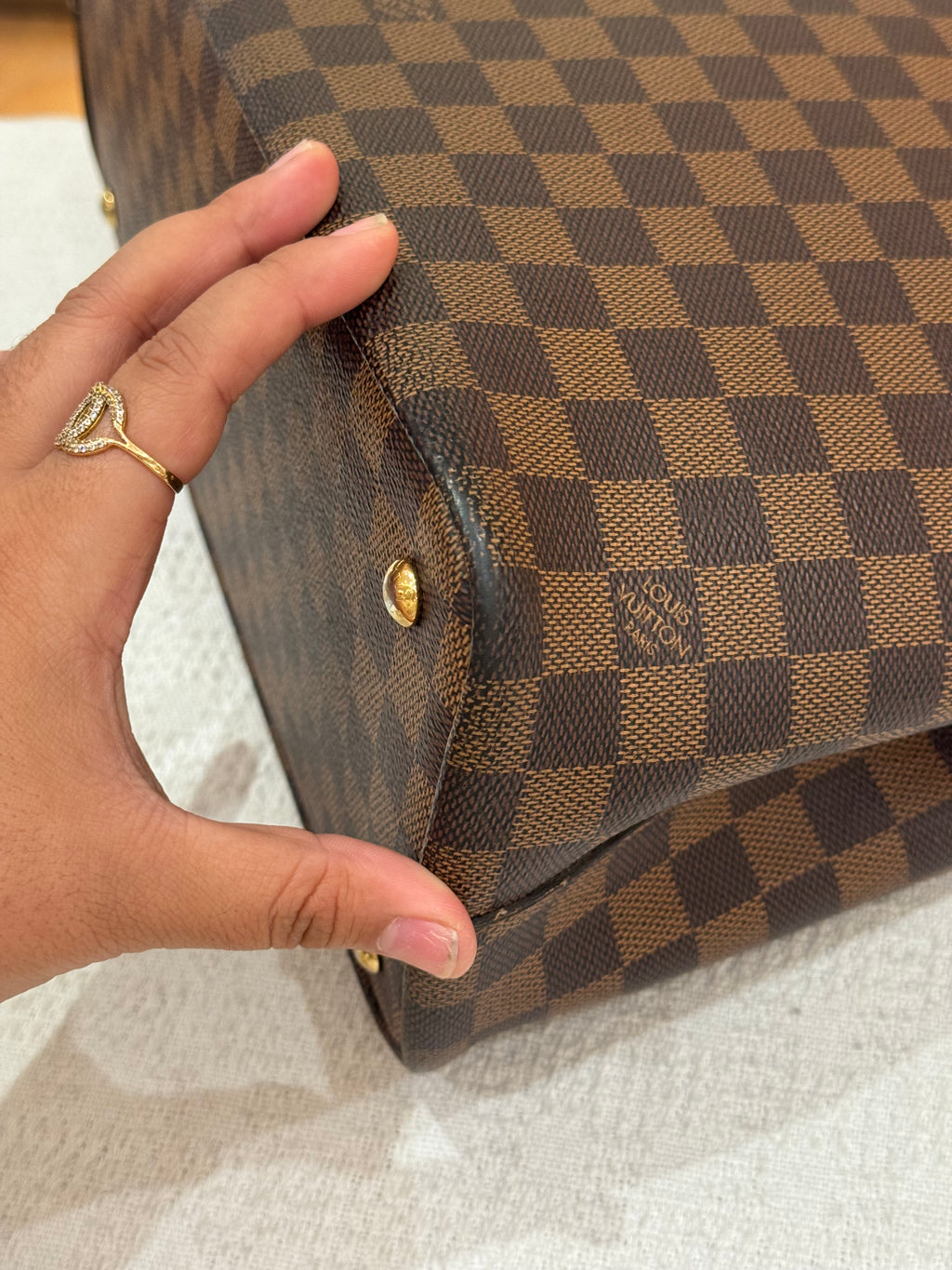 Louis Vuitton Kensington Damier