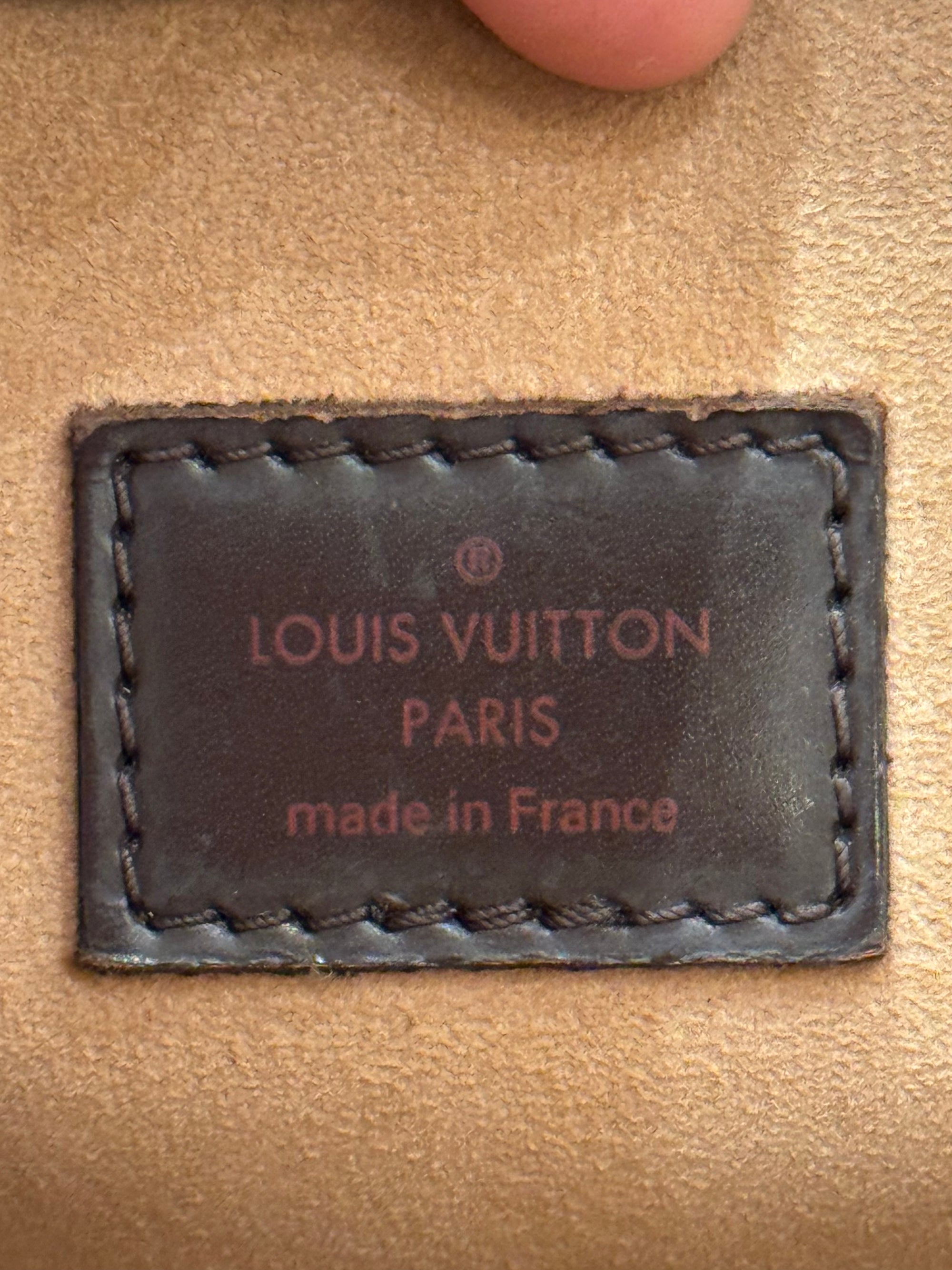 Louis Vuitton Kensington Damier
