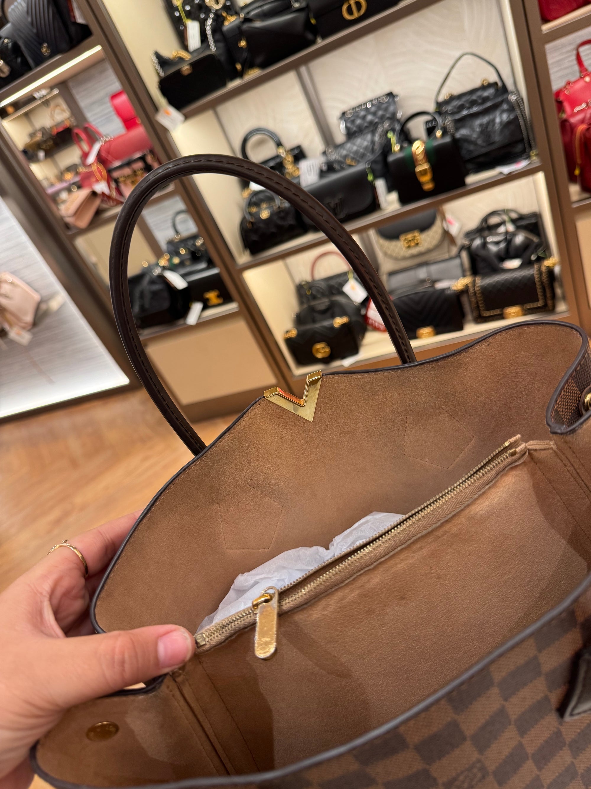 Louis Vuitton Kensington Damier