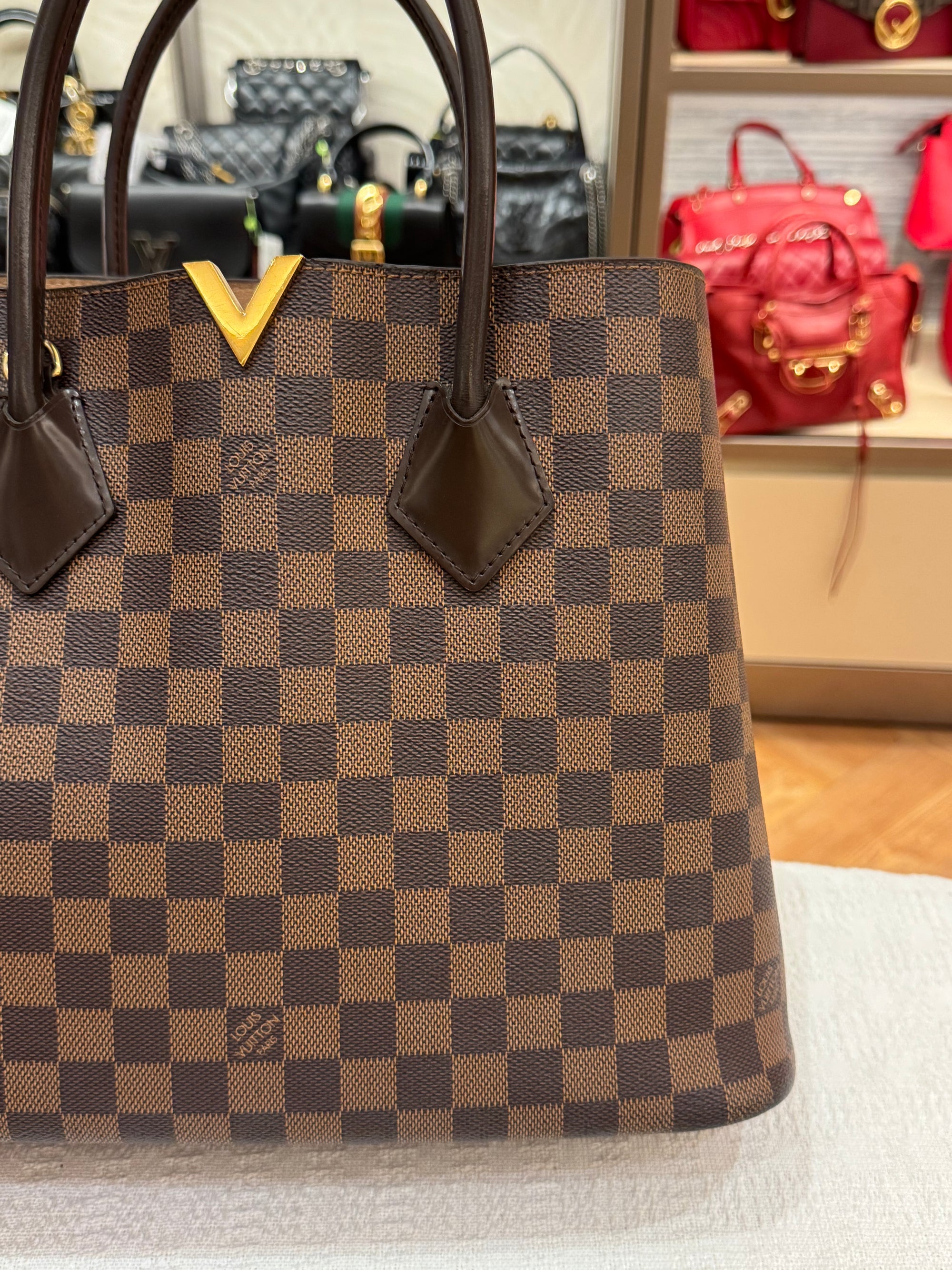 Louis Vuitton Kensington Damier