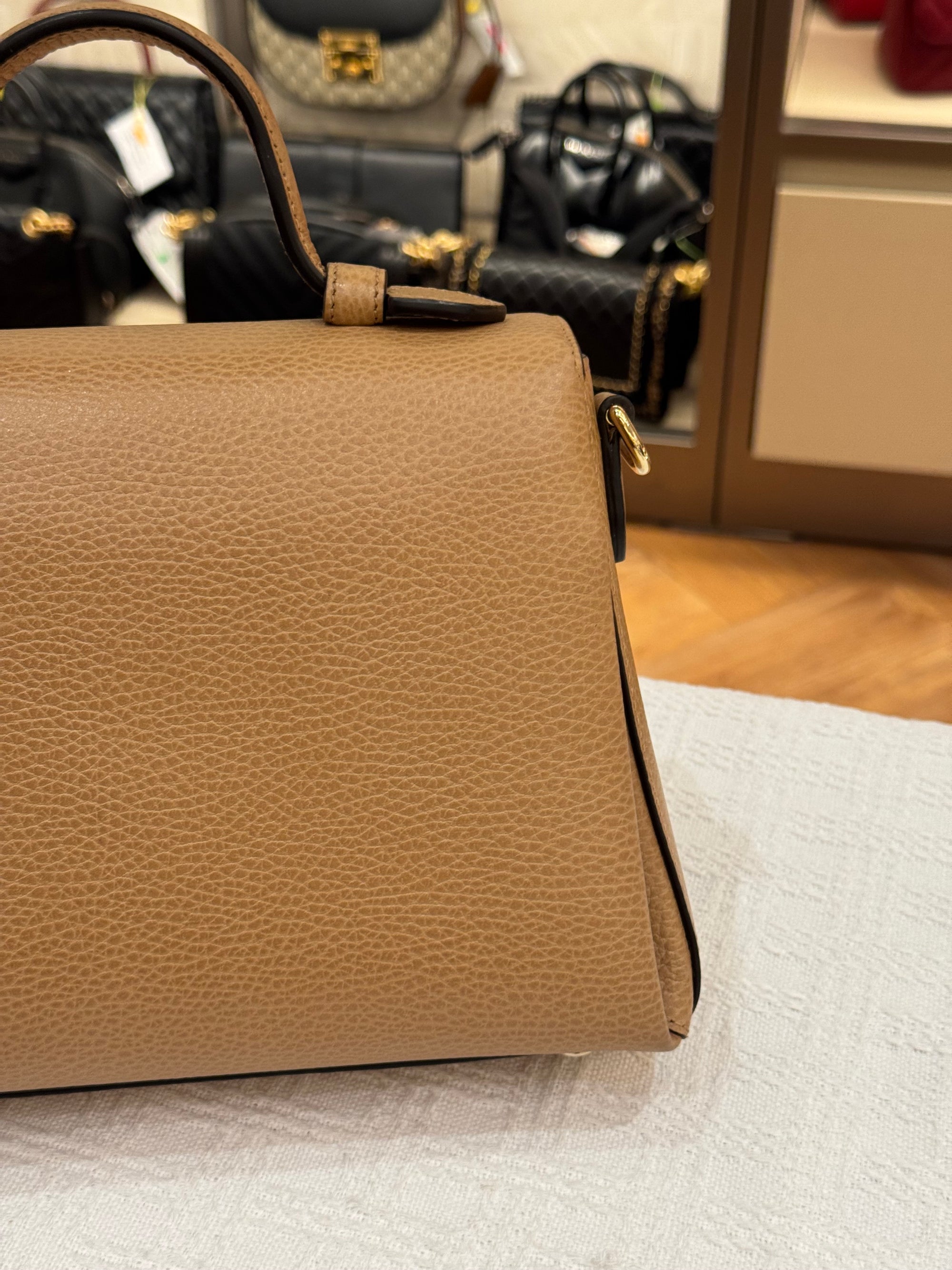 Gucci Interlock Tophandle Beige