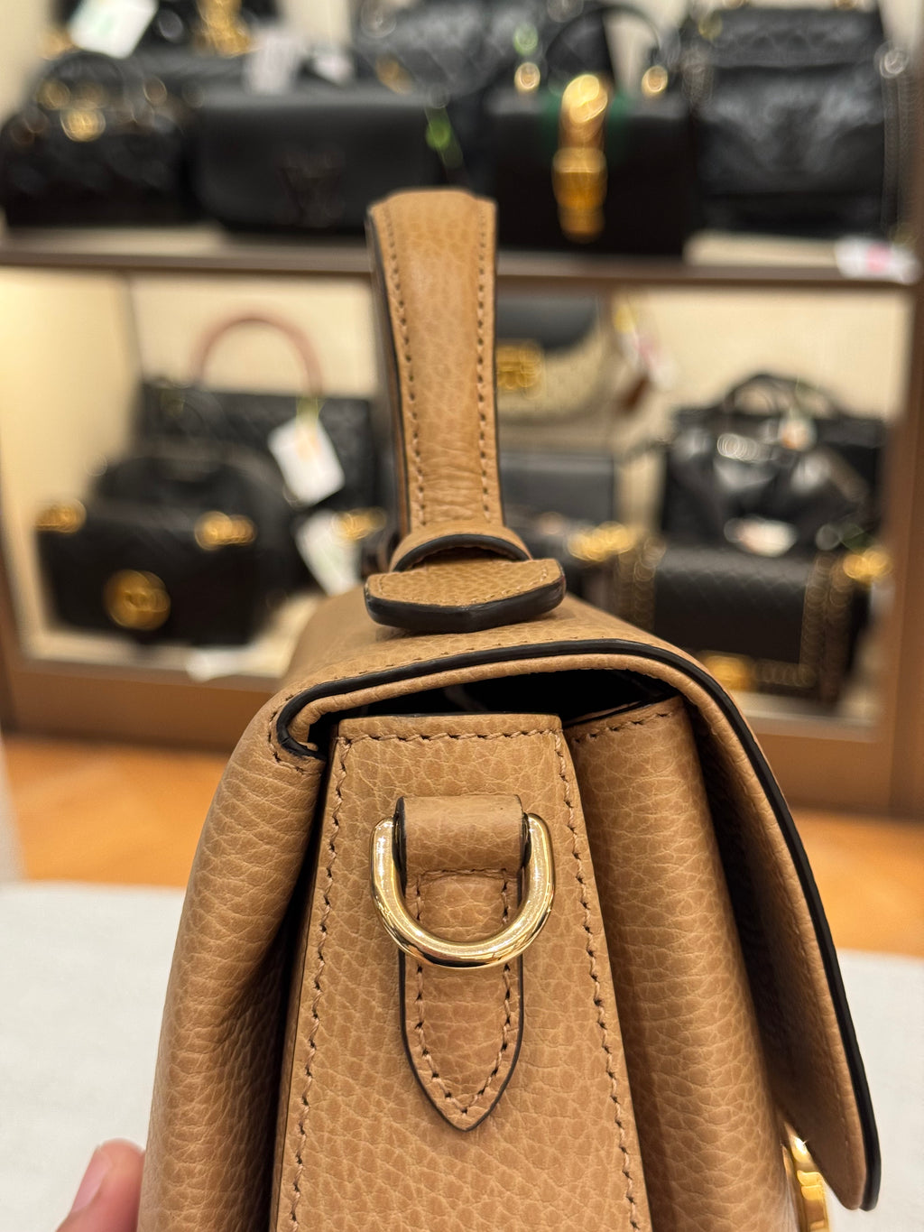 Gucci Interlock Tophandle Beige