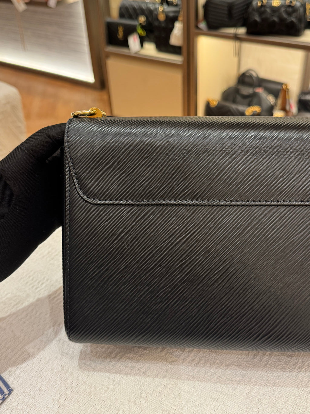 Louis Vuitton Twist Epi Leather MM Black