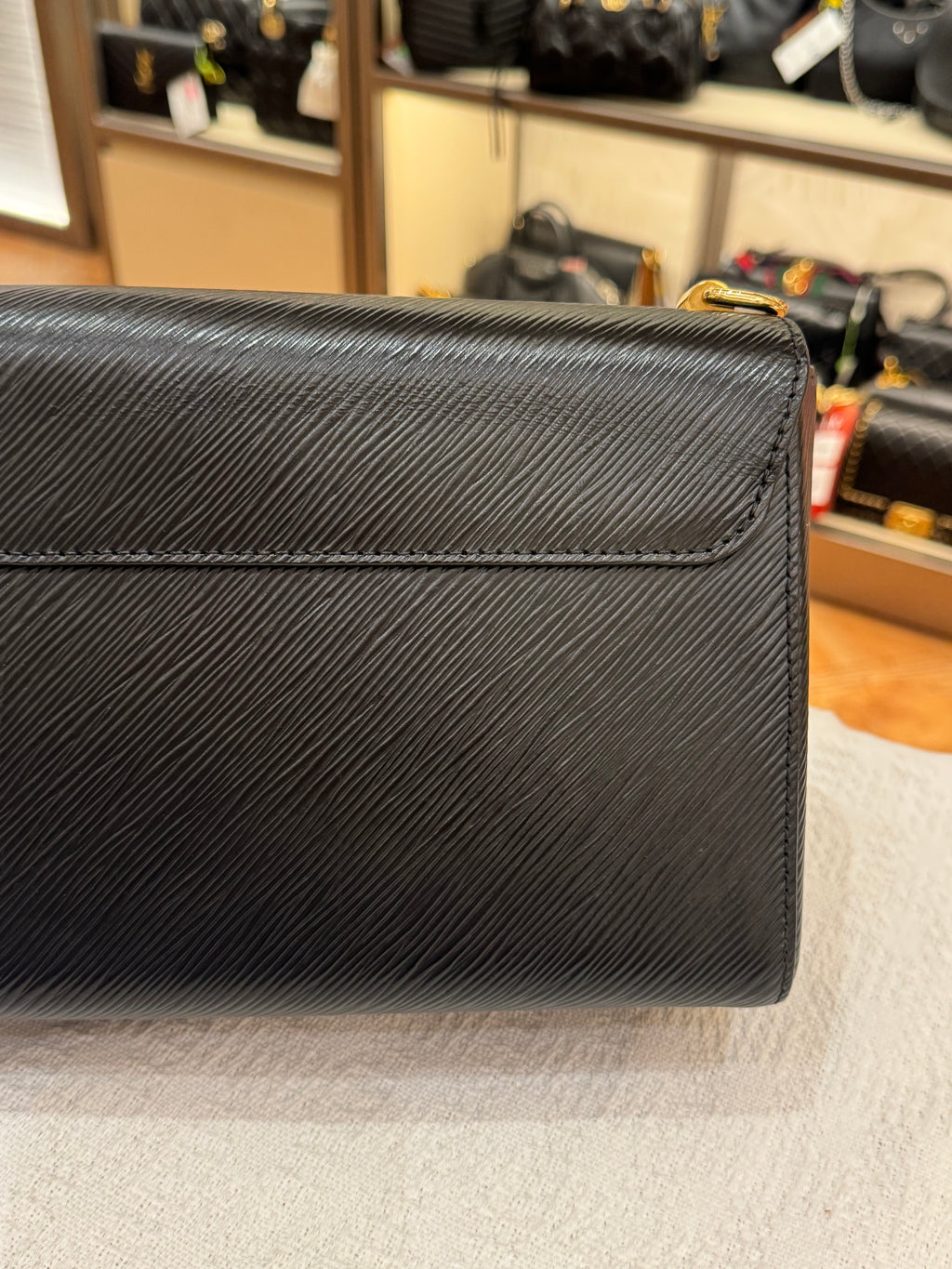 Louis Vuitton Twist Epi Leather MM Black