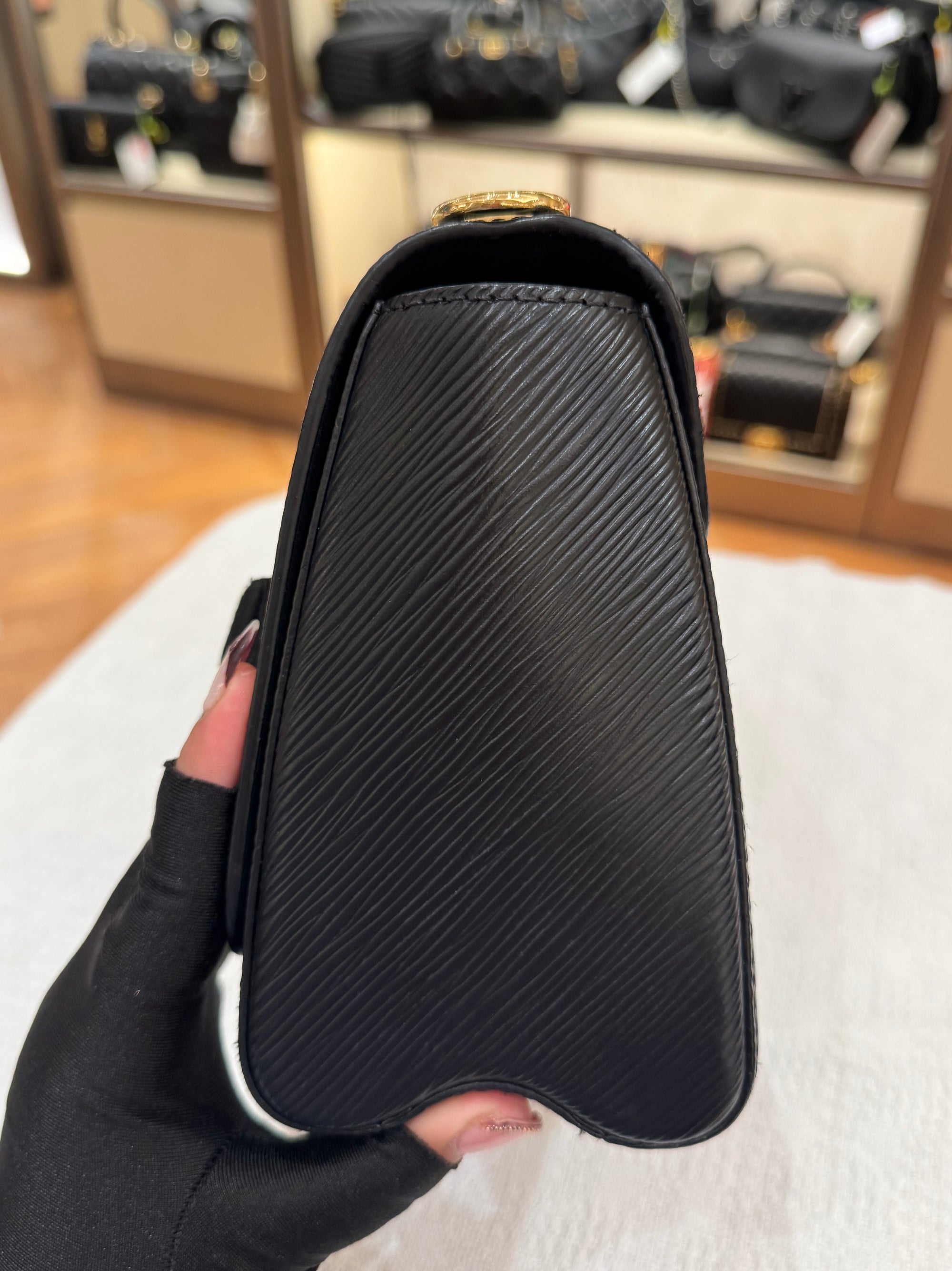 Louis Vuitton Twist Epi Leather MM Black