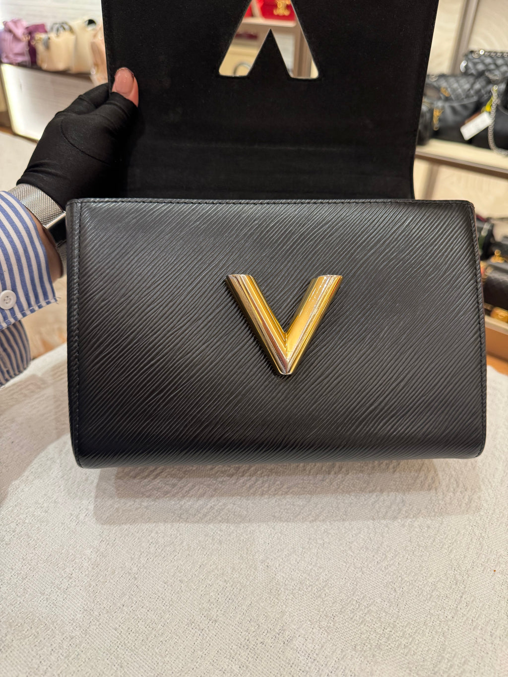 Louis Vuitton Twist Epi Leather MM Black