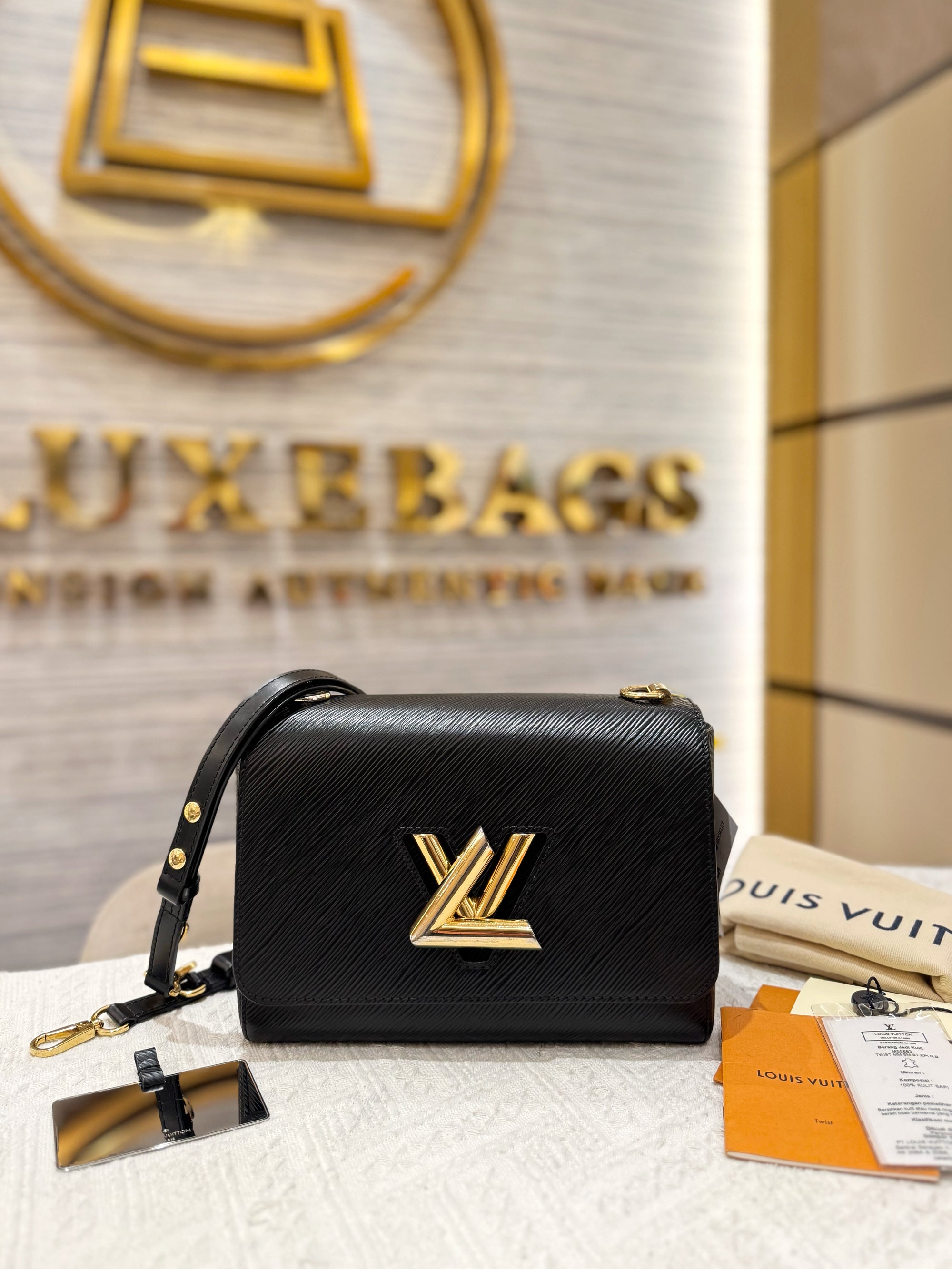 Louis Vuitton Twist Epi Leather MM Black