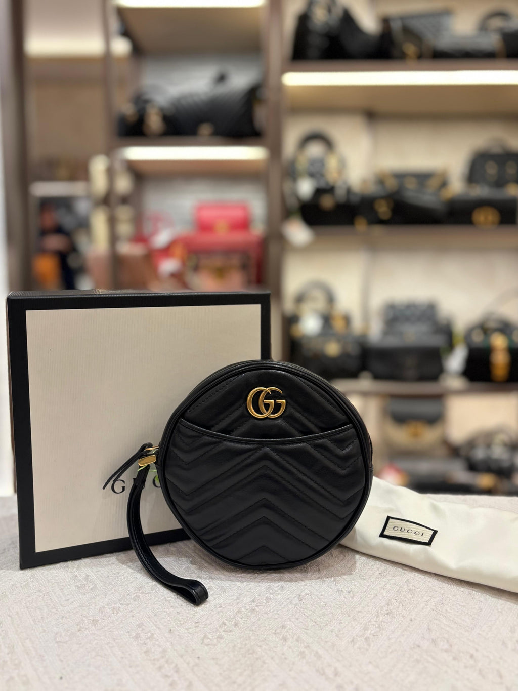 Gucci Marmont Round Clutch Black