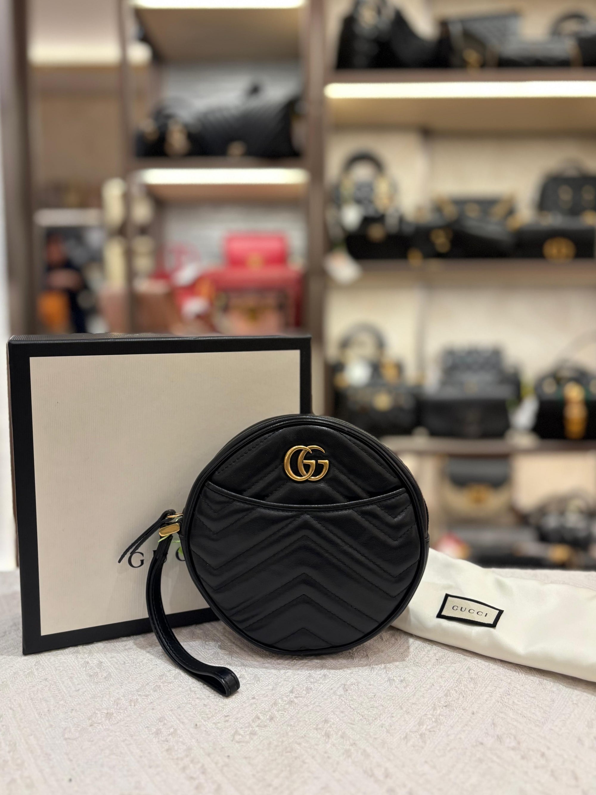 Gucci Marmont Round Clutch Black