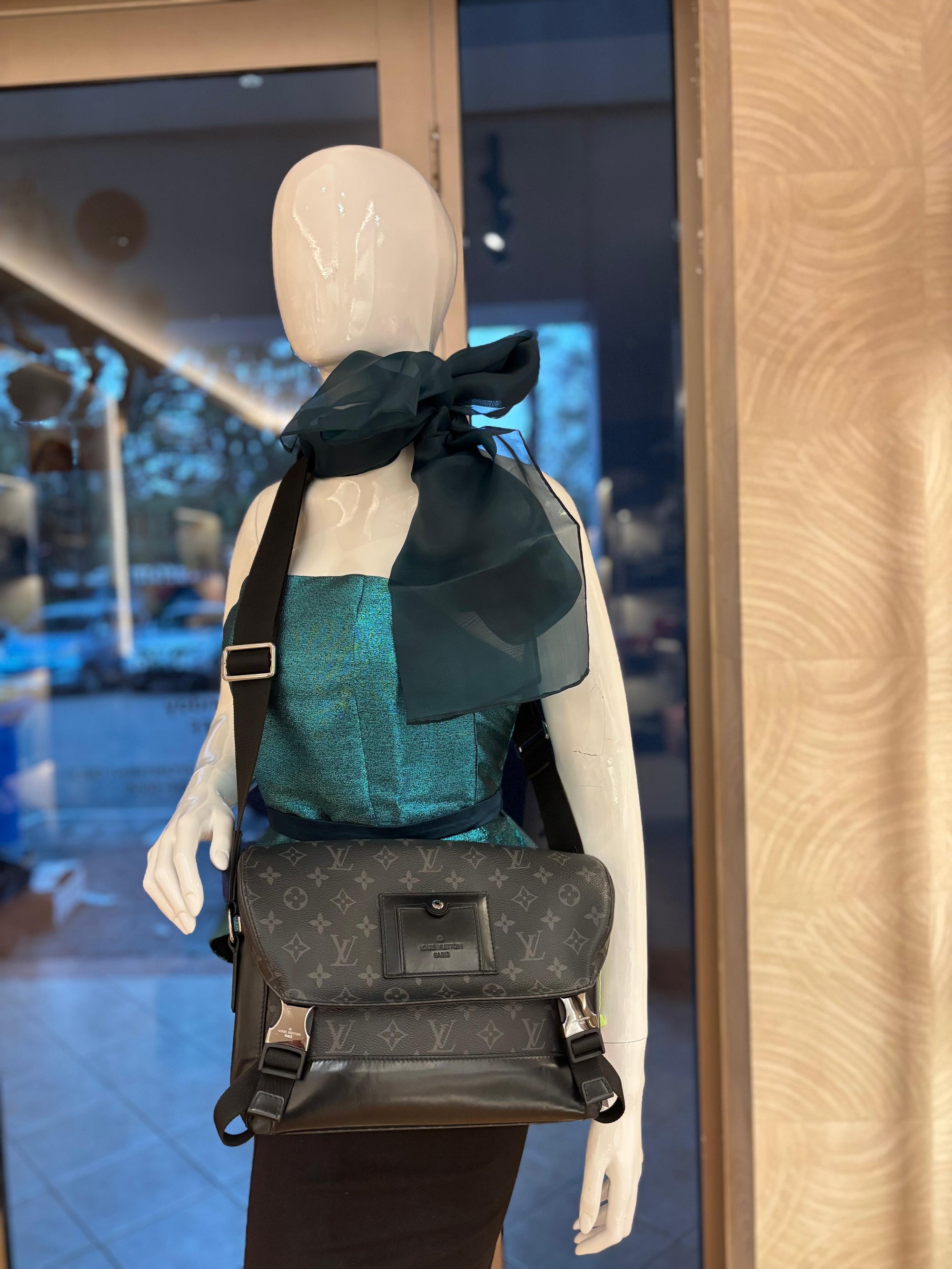 Louis Vuitton Messenger Voyage Monogram Eclipse