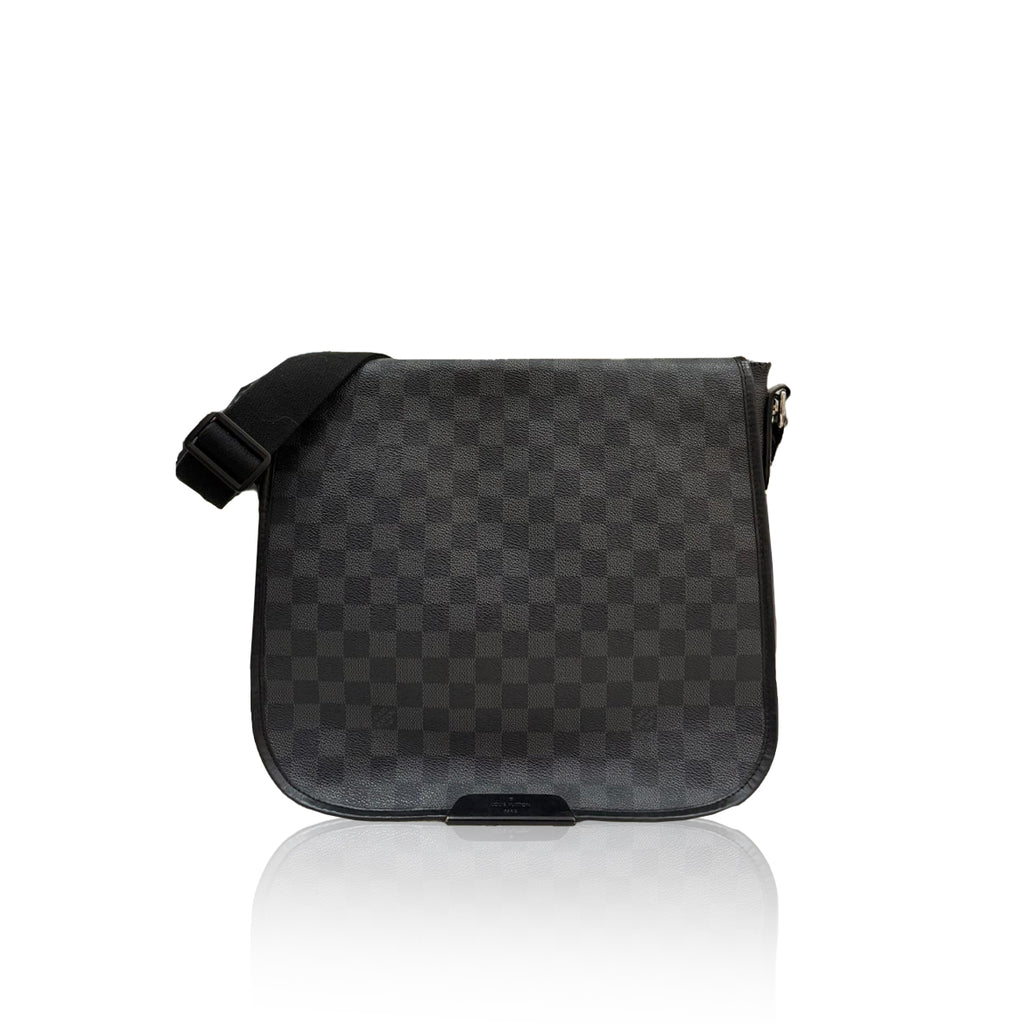 Louis Vuitton Danie Messenger Damier Graphite
