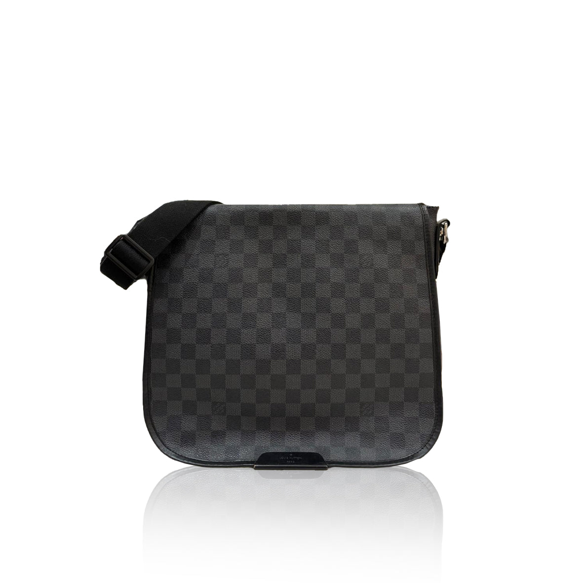 Louis Vuitton Danie Messenger Damier Graphite