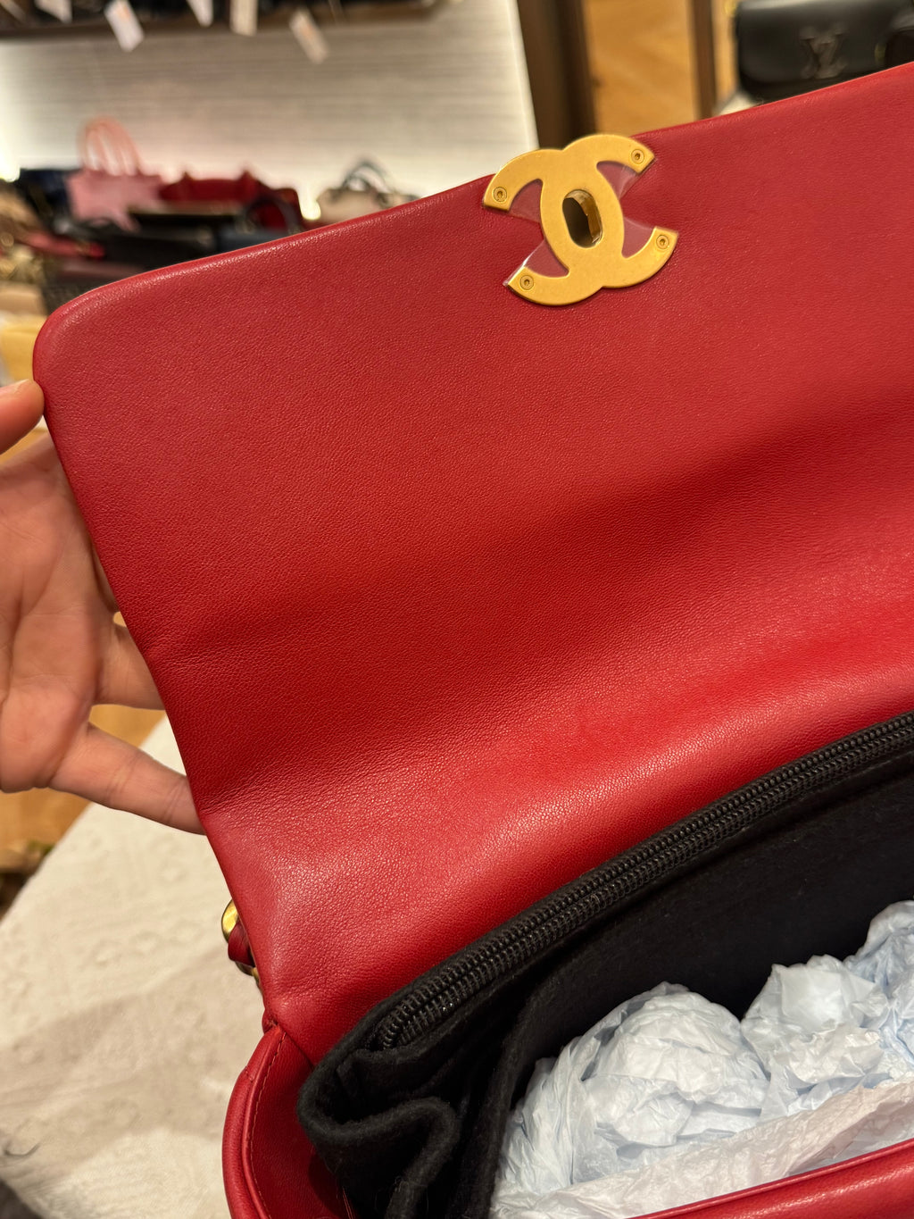Chanel 19 Medium