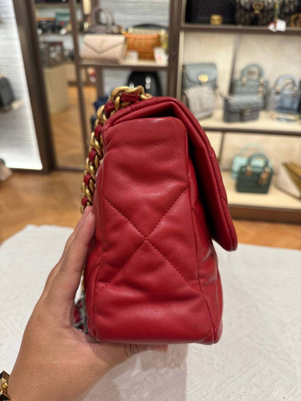 Chanel 19 Medium
