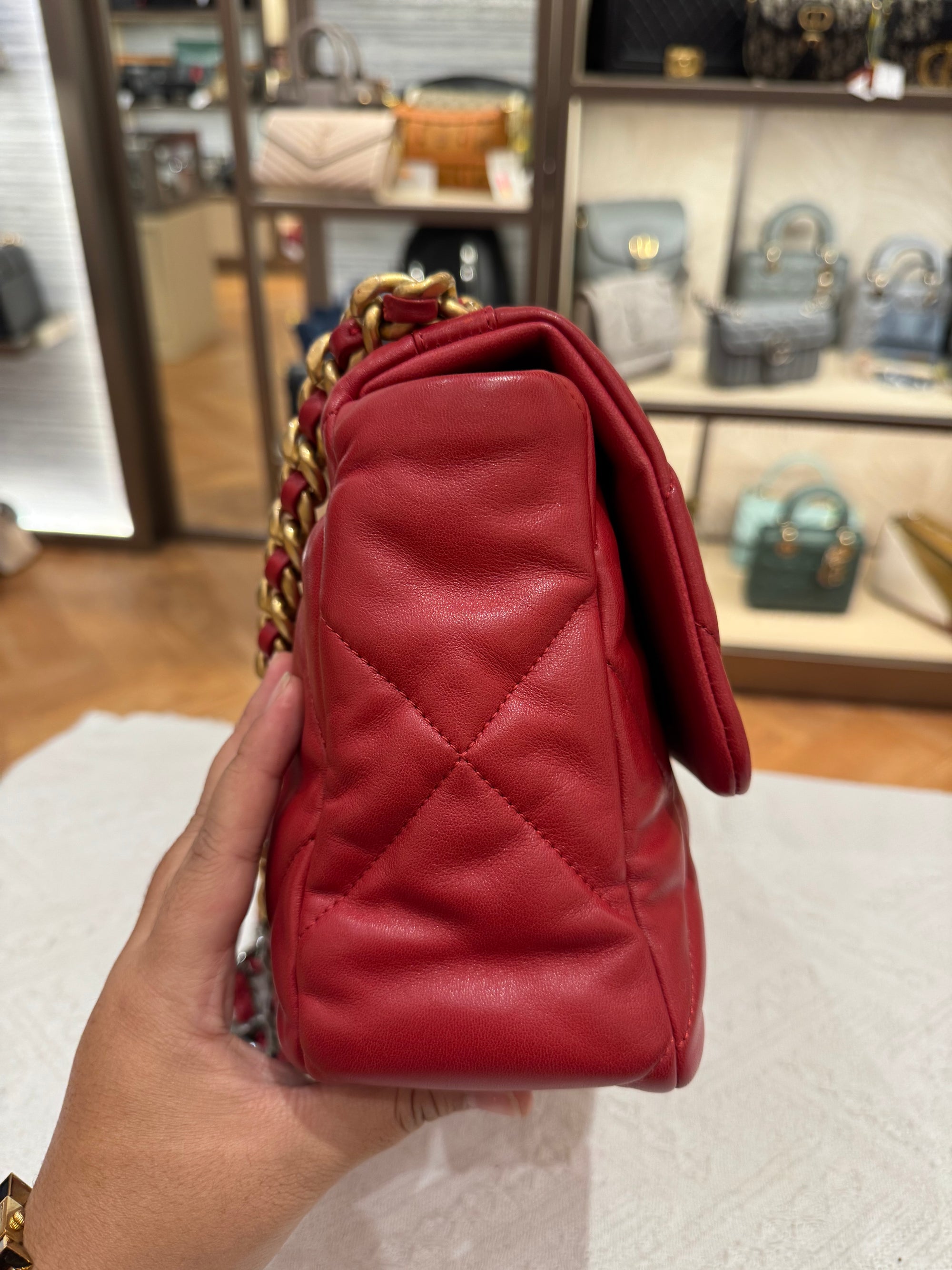 Chanel 19 Medium