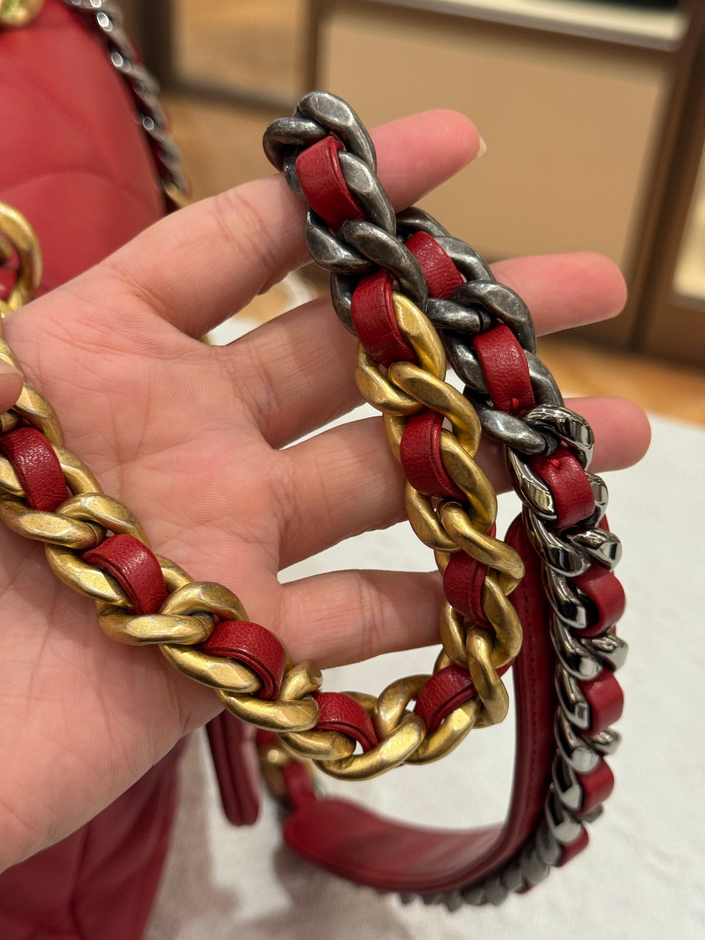 Chanel 19 Medium