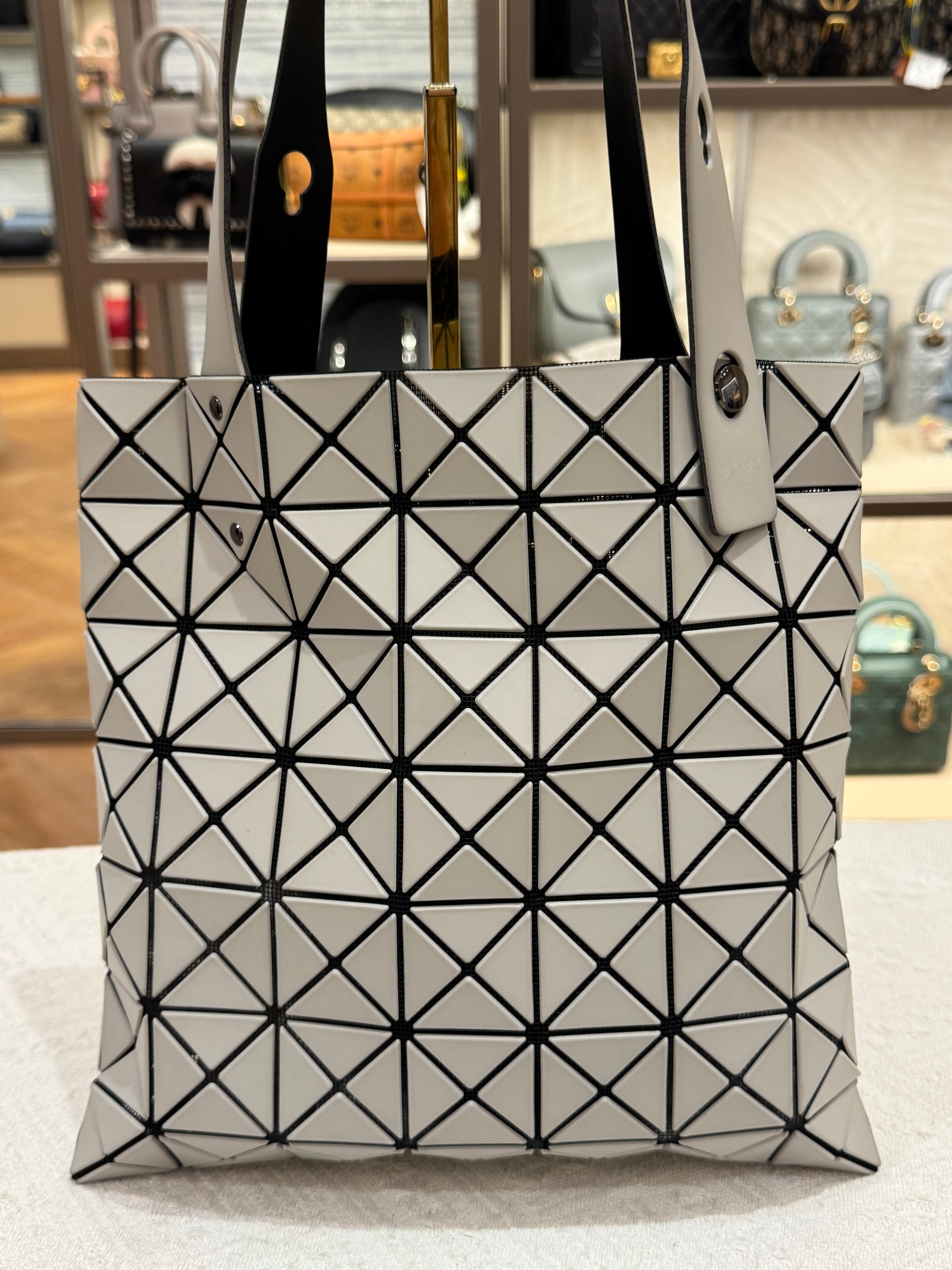 Bao Bao Totebag Grey
