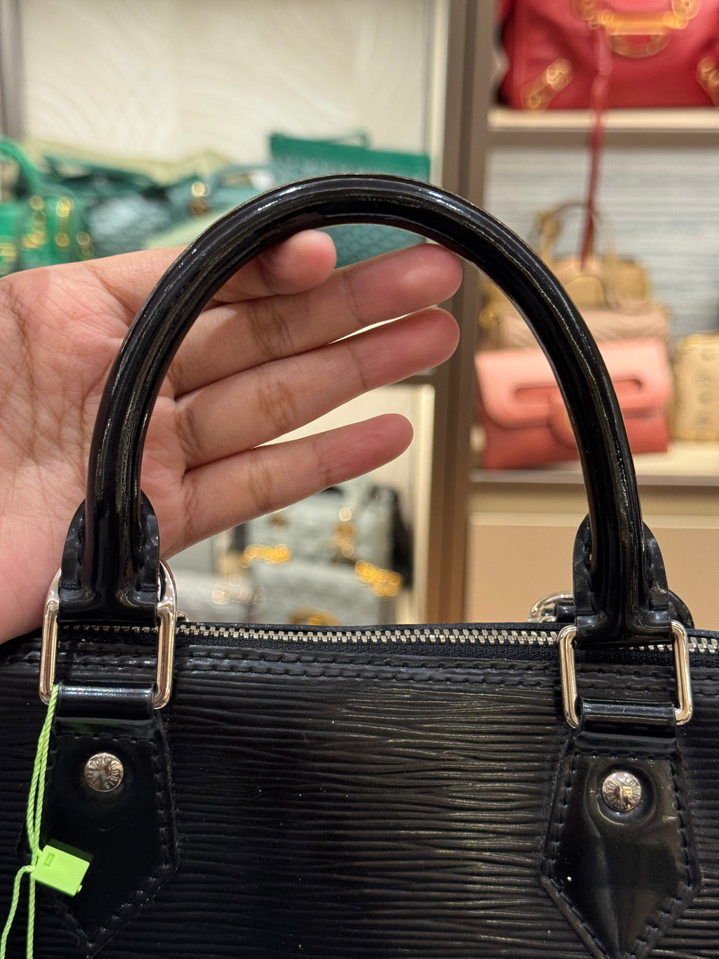 Louis Vuitton Alma PM Epi black Patent