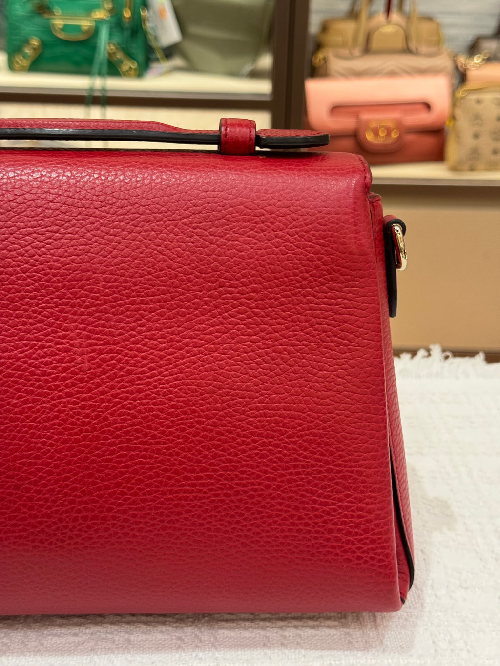 Gucci Interlock Top Handle Red