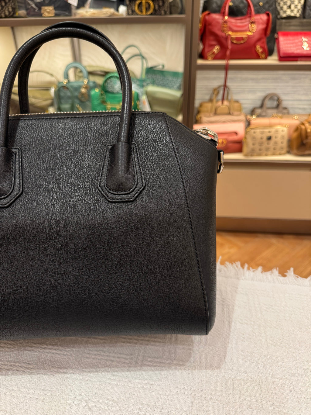 Givenchy Antigona Small Black