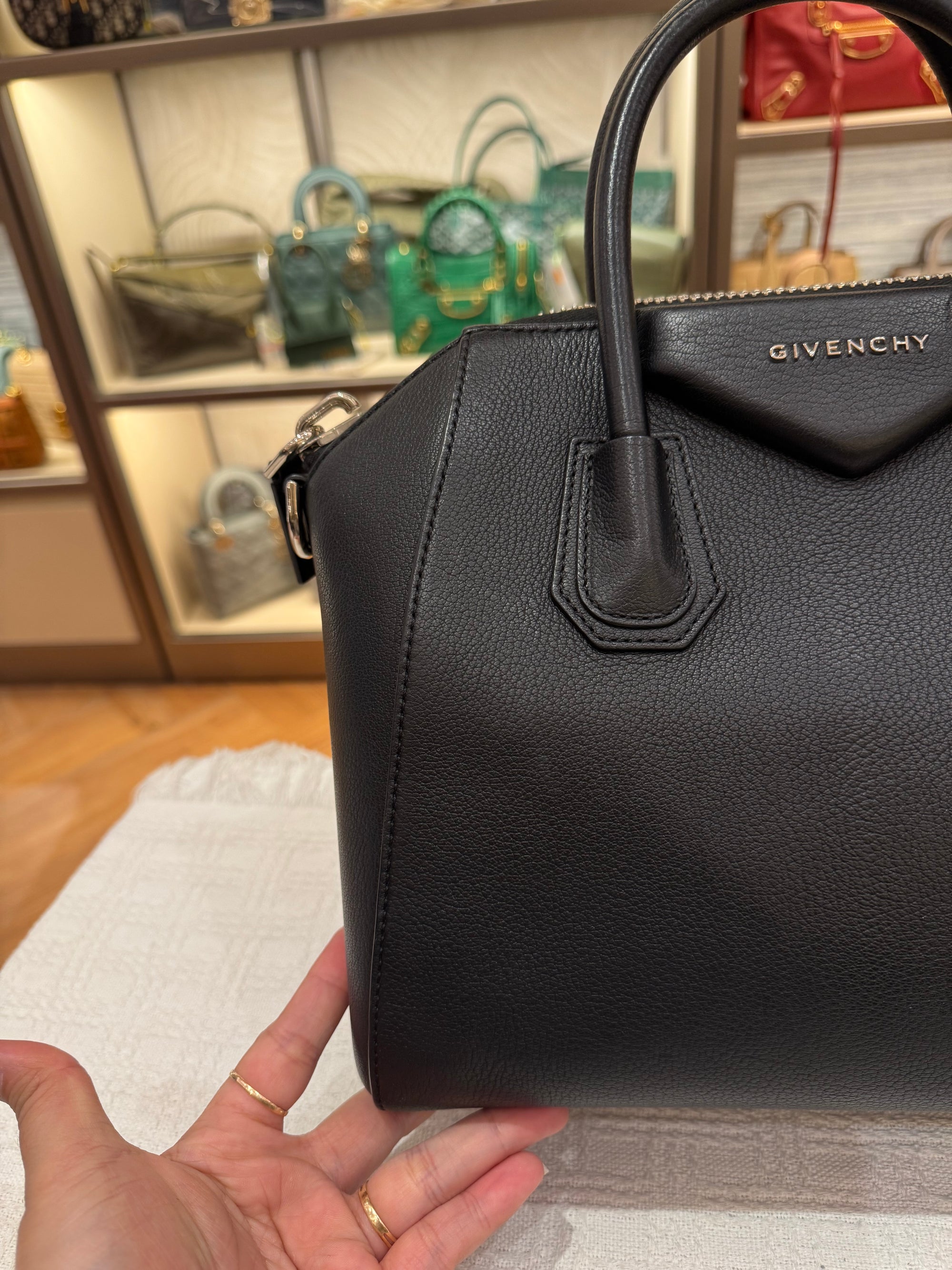 Givenchy Antigona Small Black