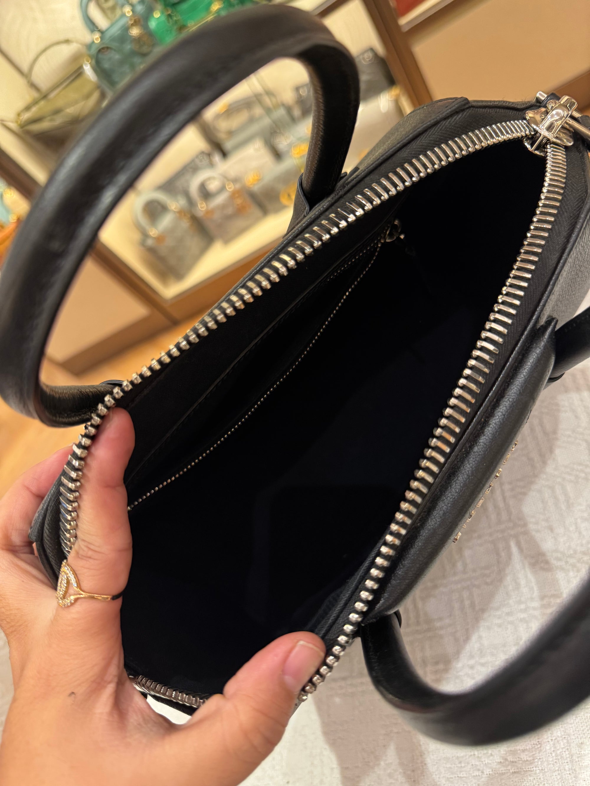 Givenchy Antigona Small Black