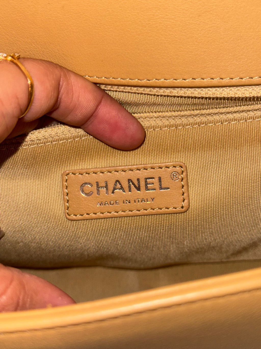 Chanel Boy Chevron Beige