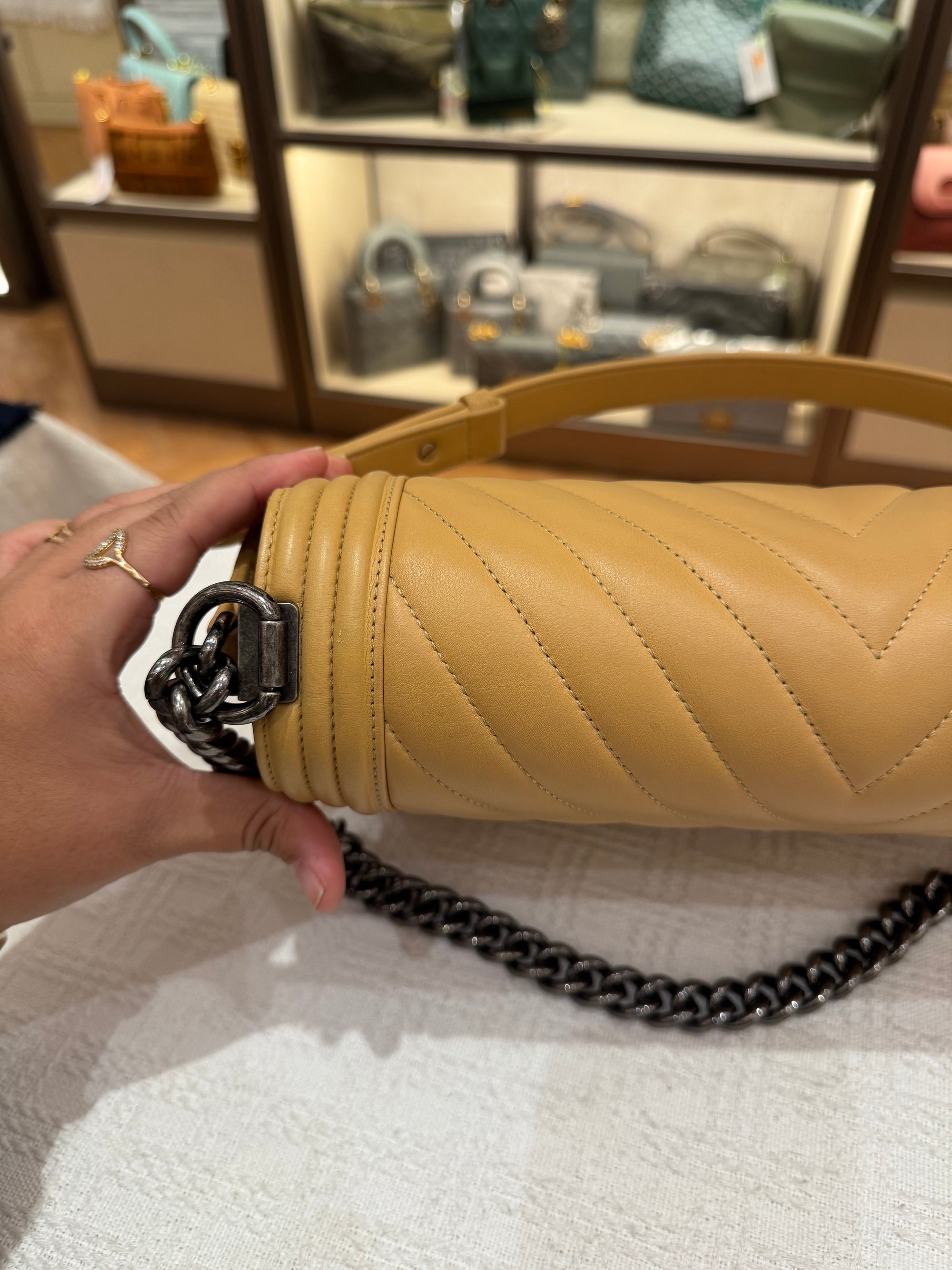 Chanel Boy Chevron Beige