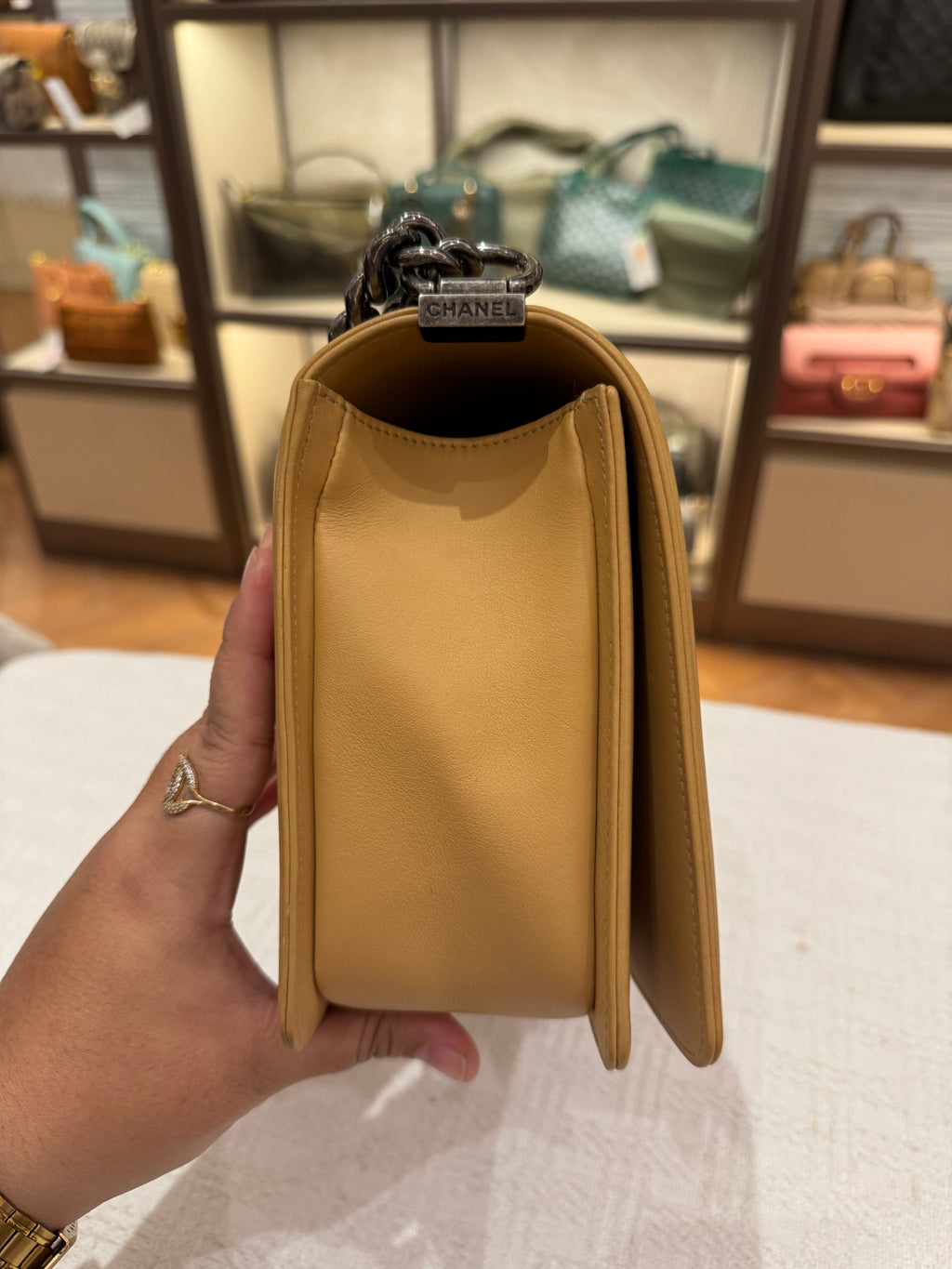 Chanel Boy Chevron Beige