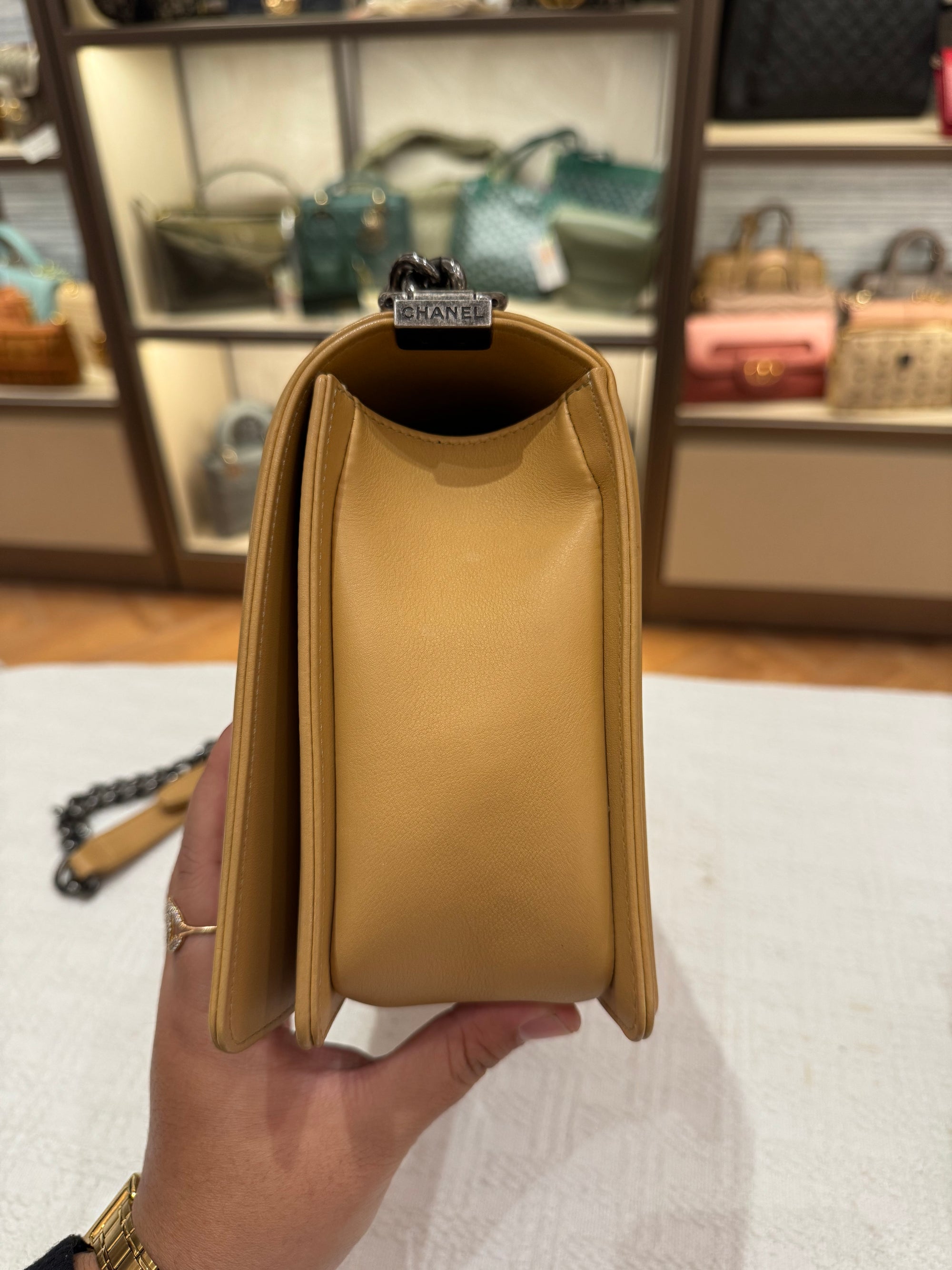 Chanel Boy Chevron Beige