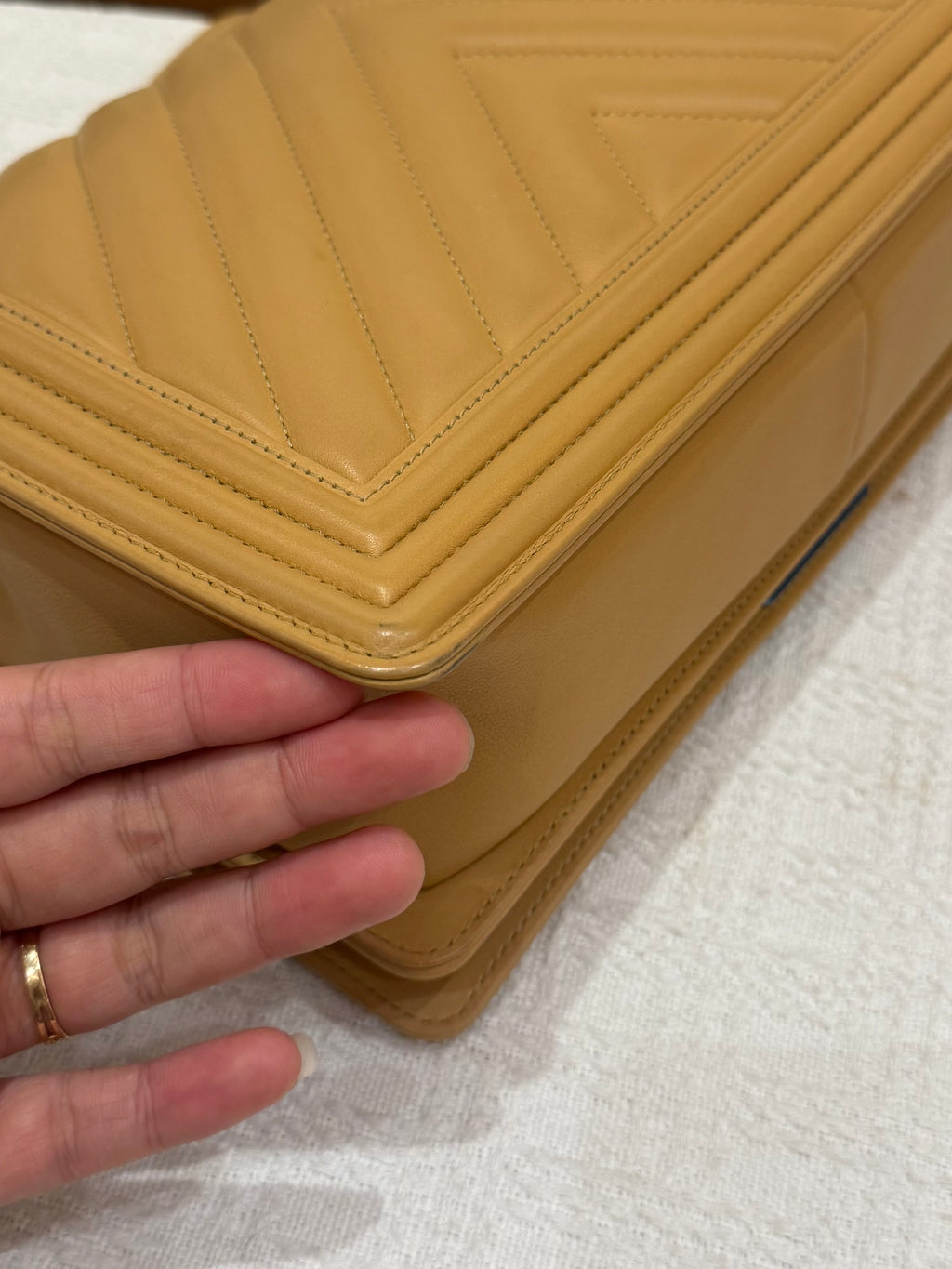 Chanel Boy Chevron Beige