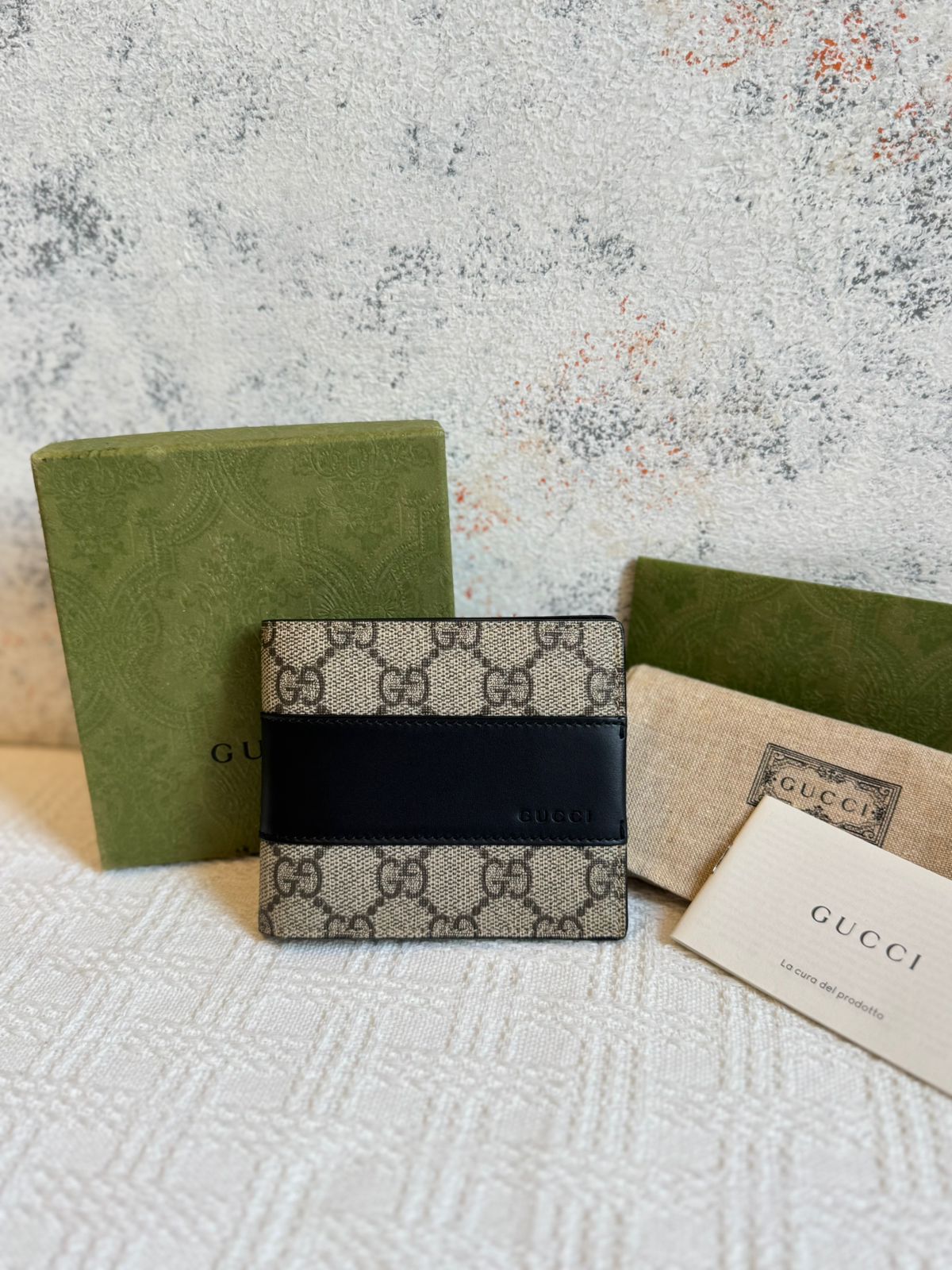 Gucci Bifold Wallet Monogram