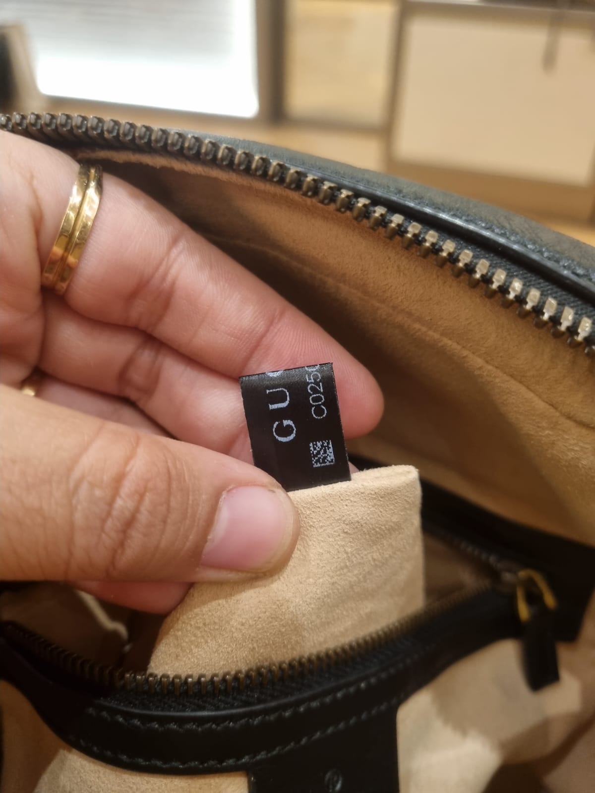 Gucci Marmont Crossbody Black