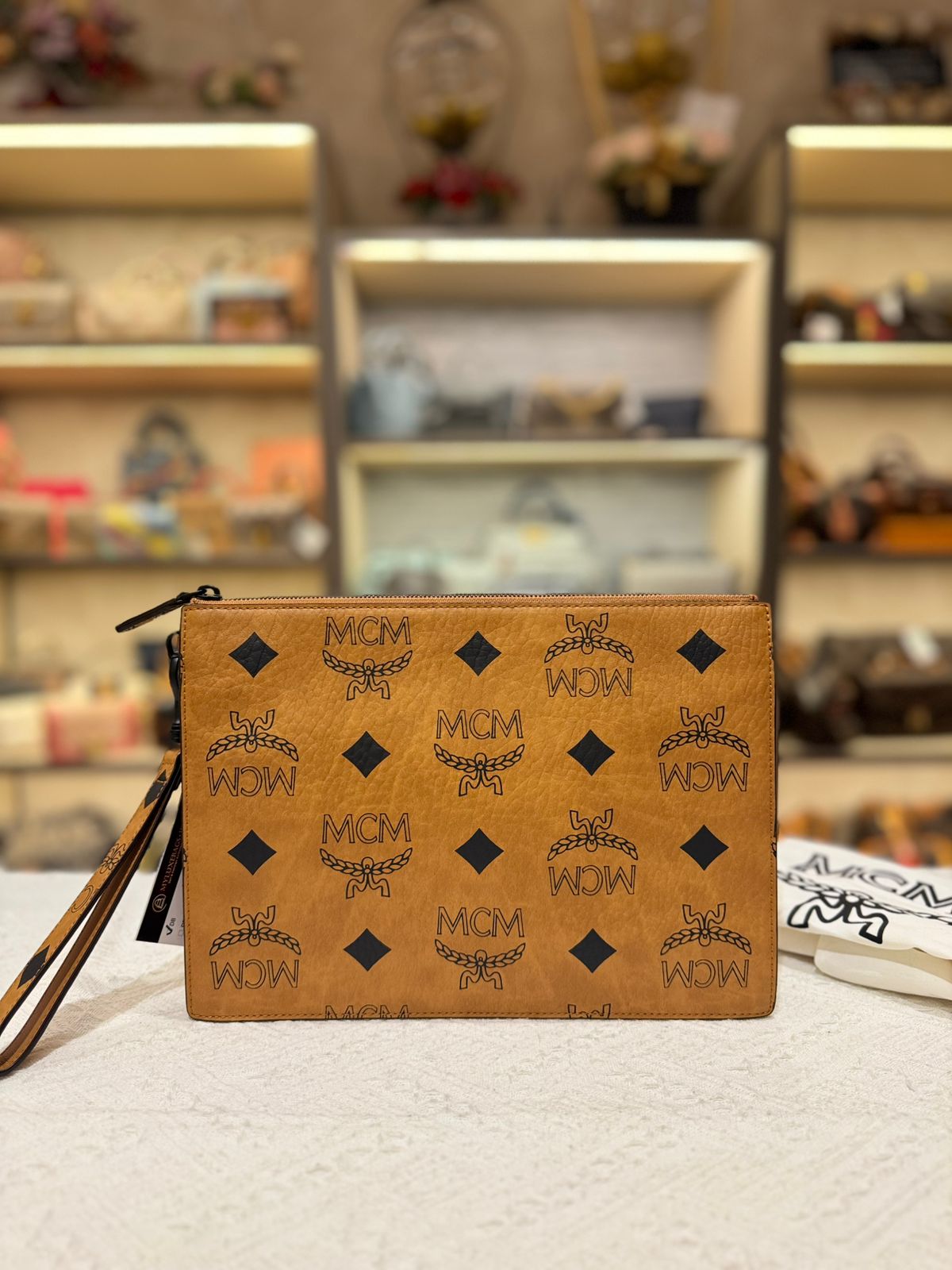 MCM Wrislet Cognac