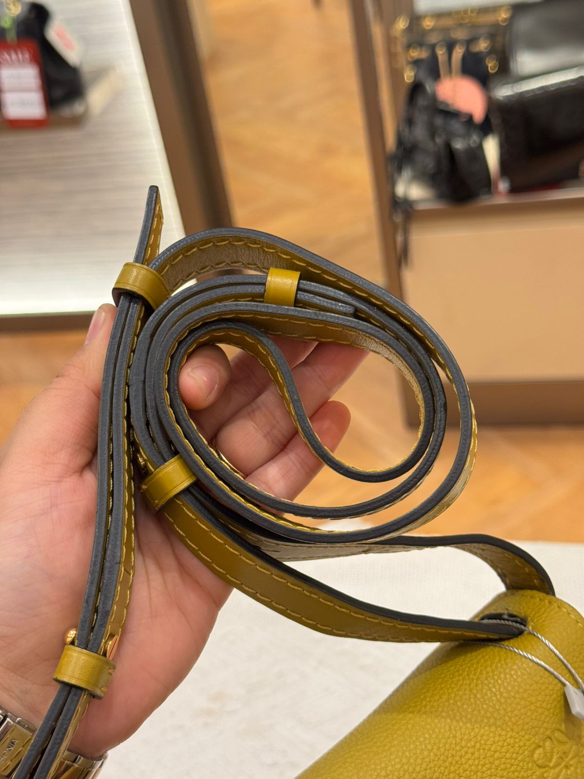 Loewe Gate Small