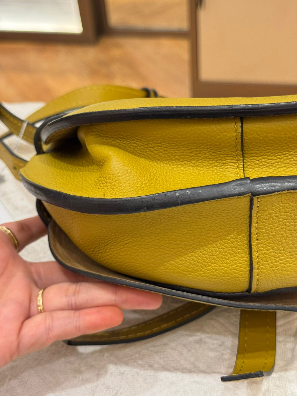 Loewe Gate Small